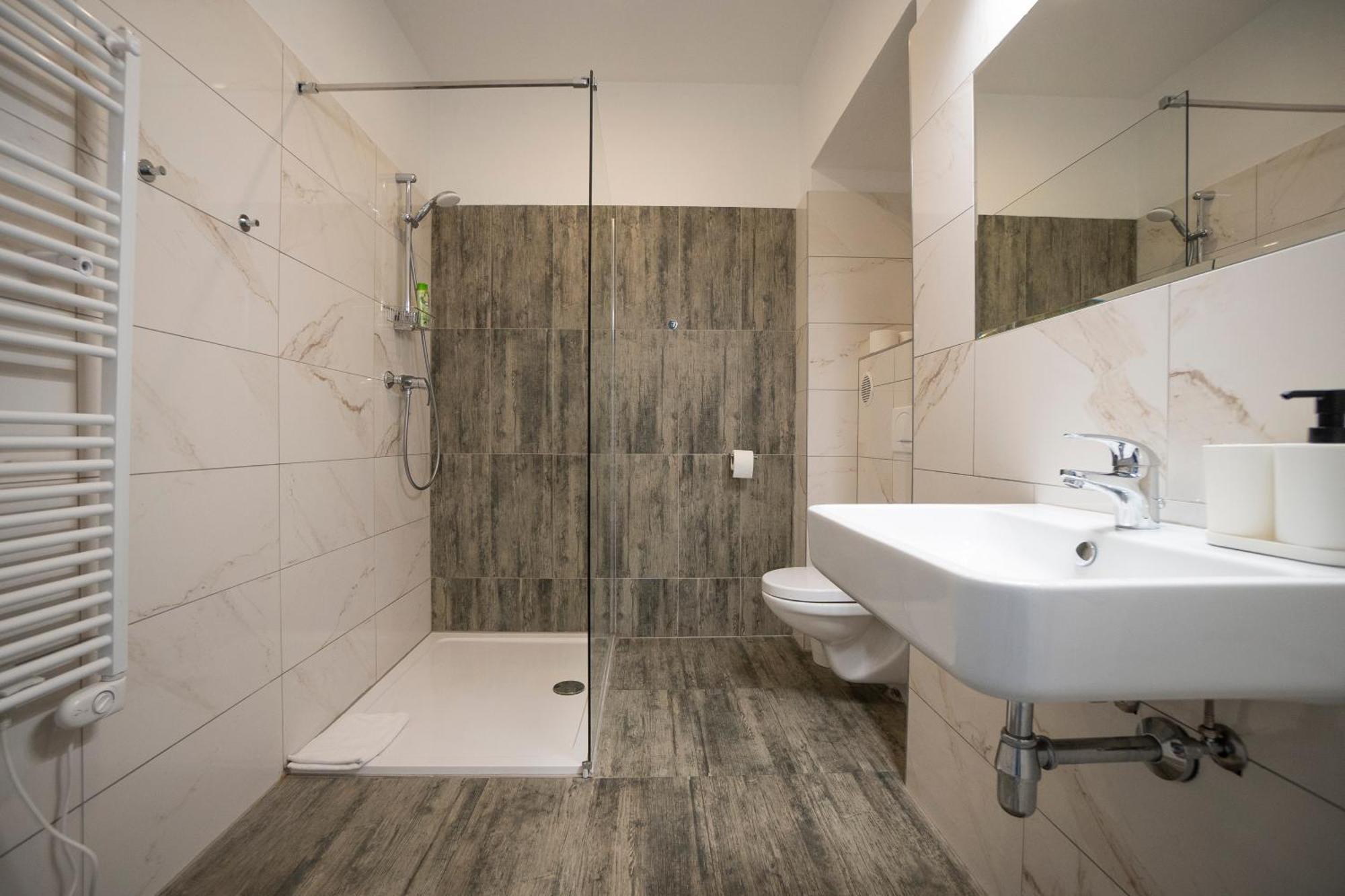 Brand New Renovated Near Augarten Apartamento Viena