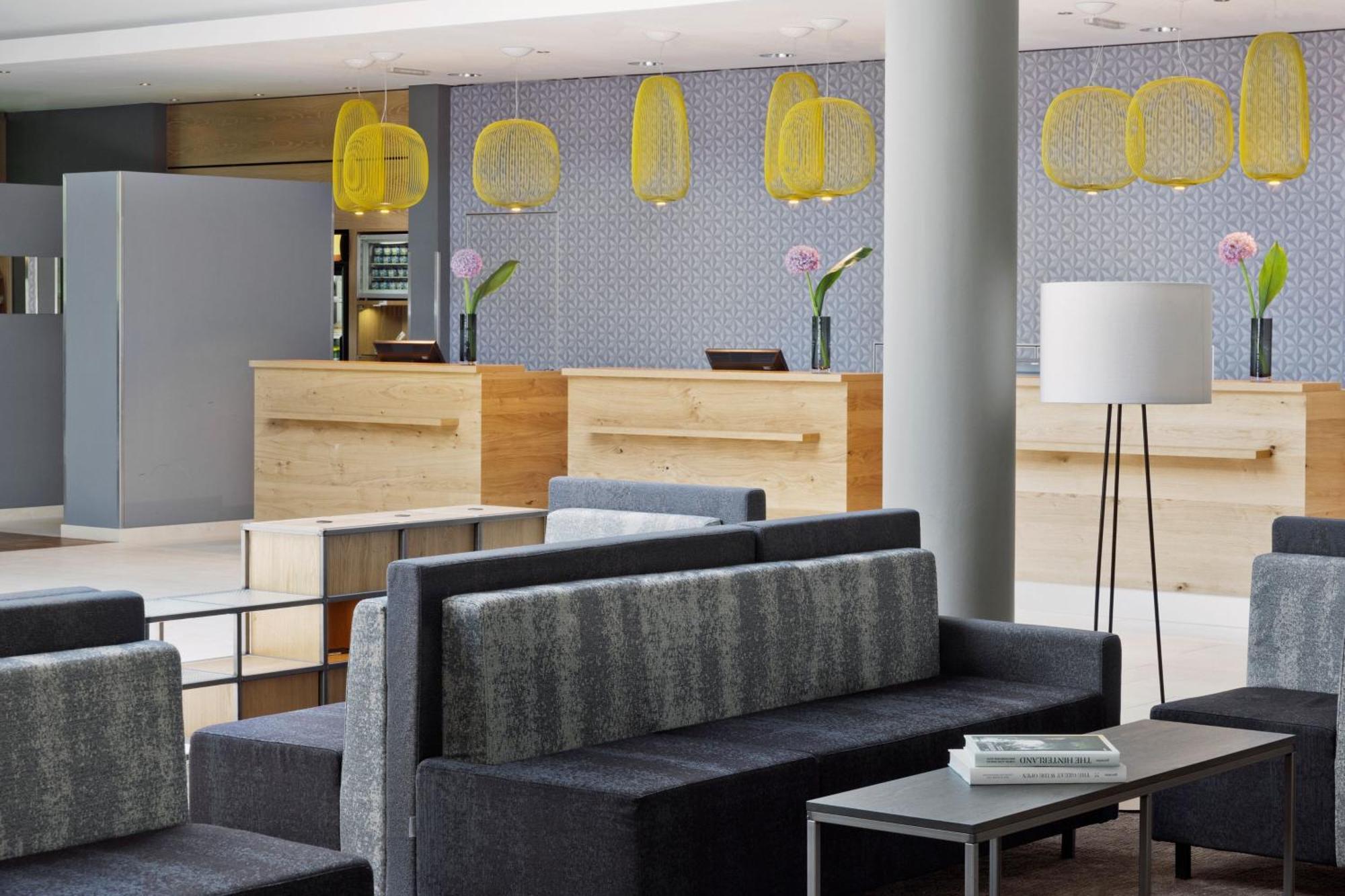 Courtyard By Marriott Prater/messe Hotel