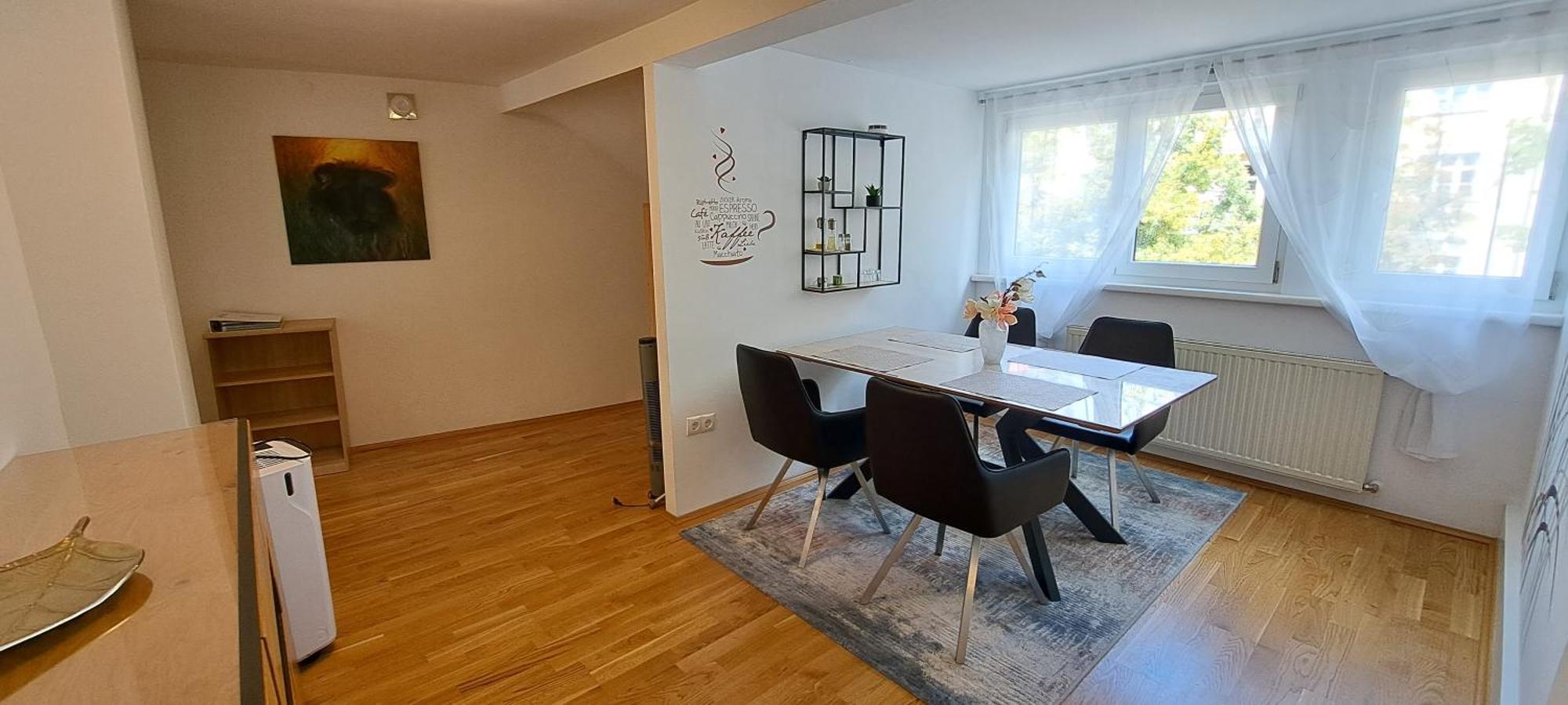 Doebling Apartment *