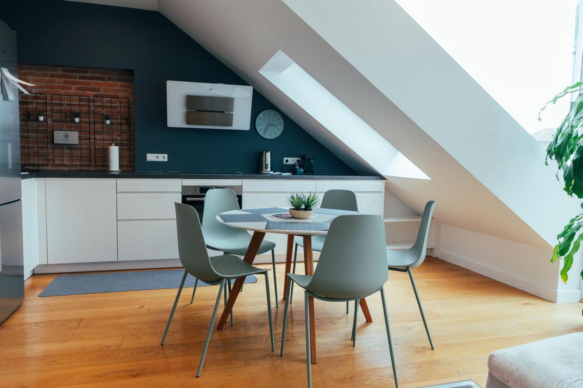 Stayover - Noble, Großzügige Am Hernals Apartment Wien