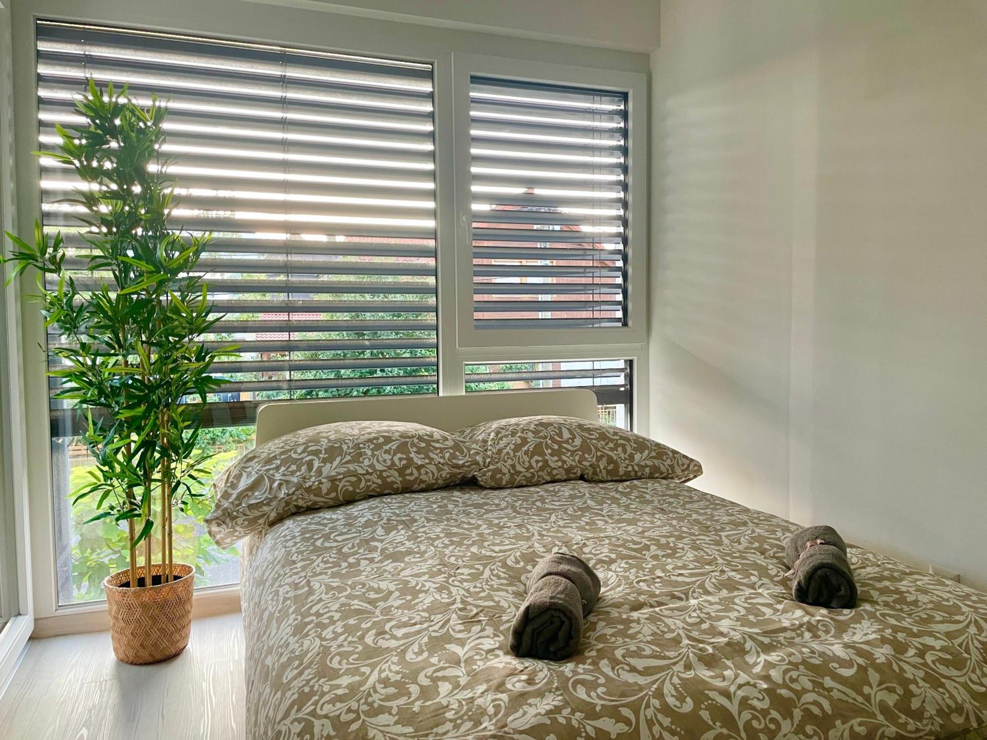 New - Free Parking - Balcony *