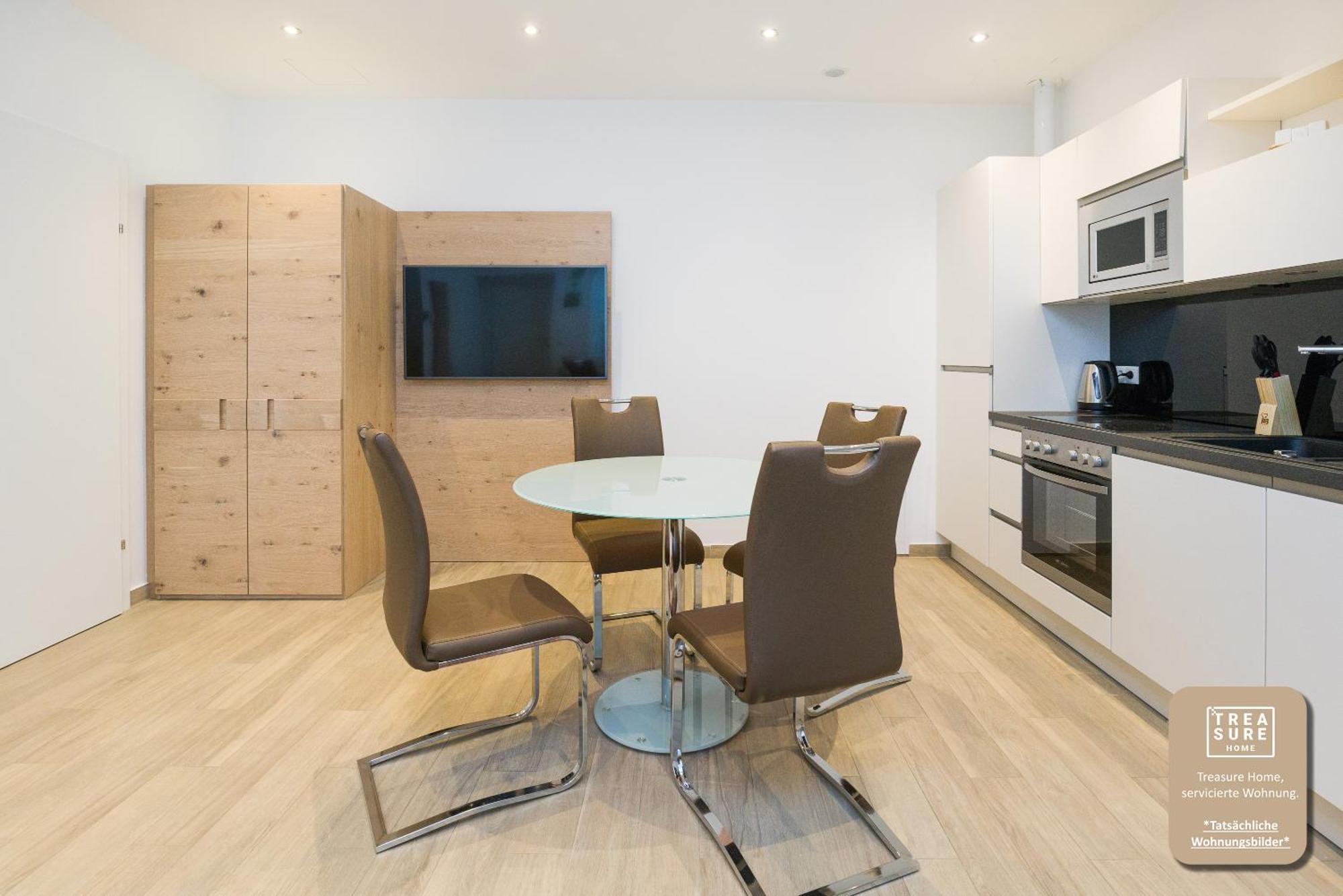 Apartment Stadtwohnung Mit Flair *