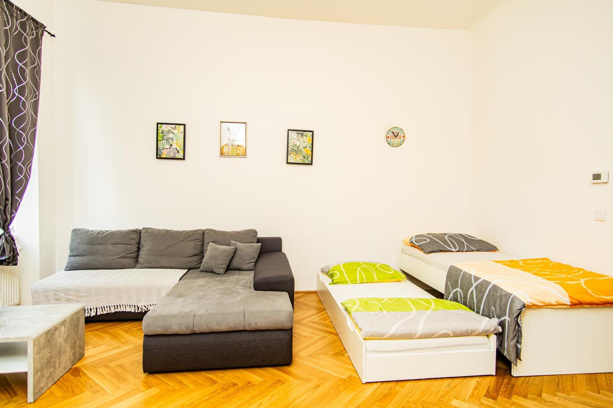 Raimond Apartment *