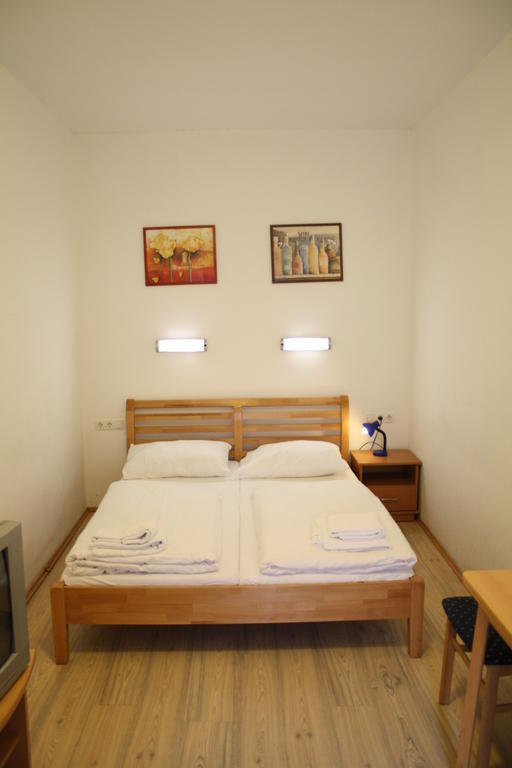 Bed & Breakfast Cyrus