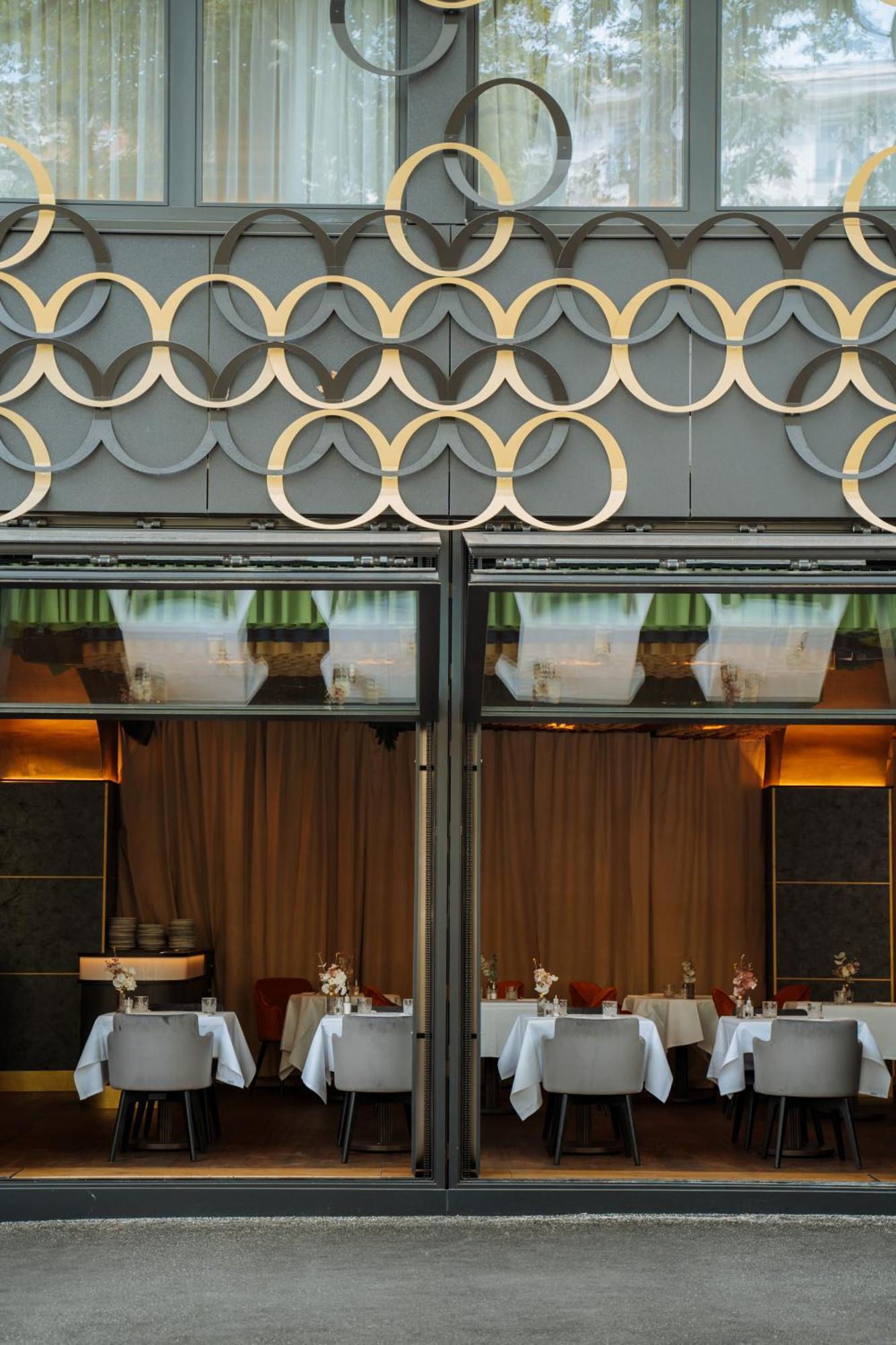 O11 Boutique Hotel 4*