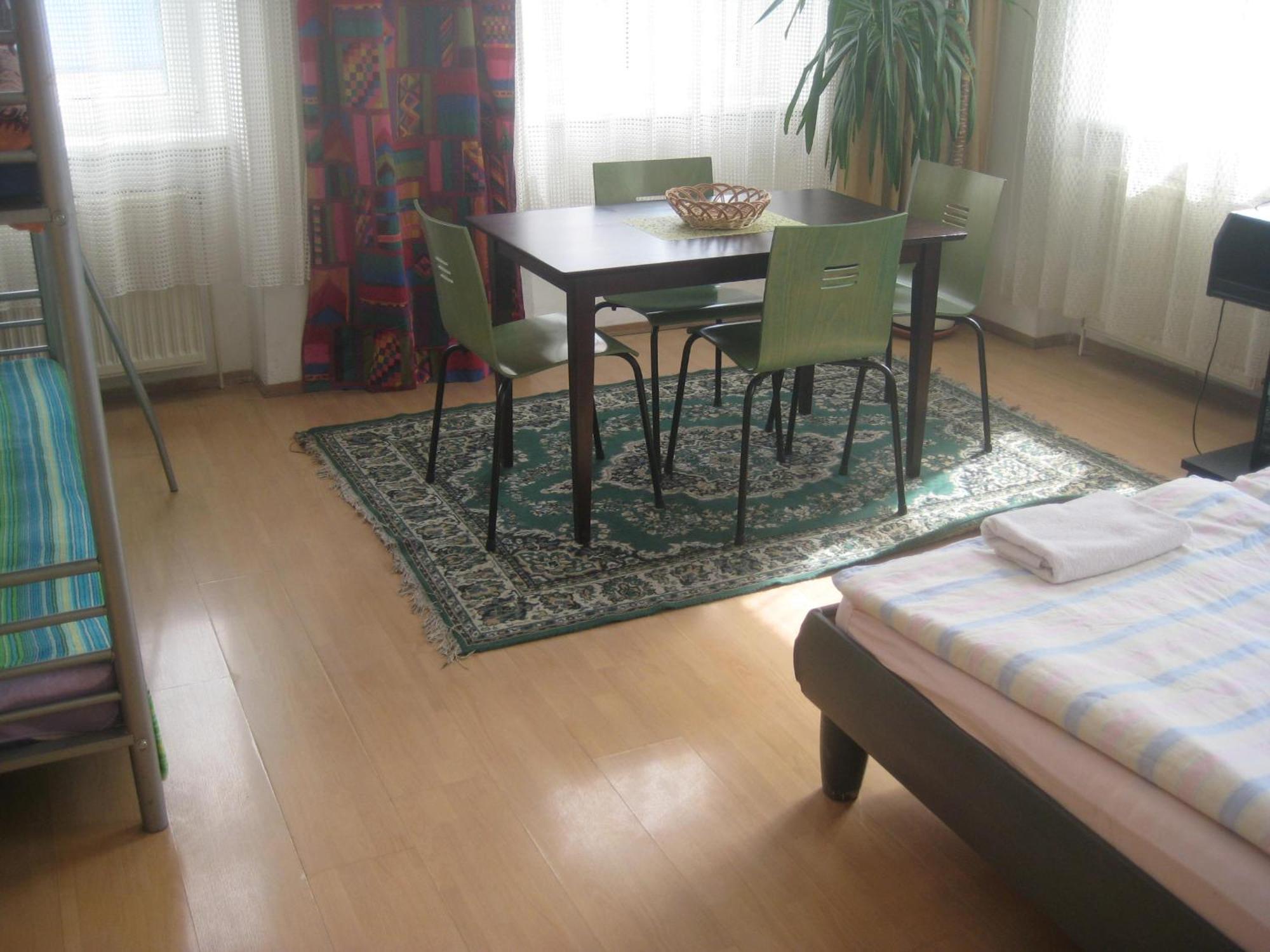 Happyhostel * Viena
