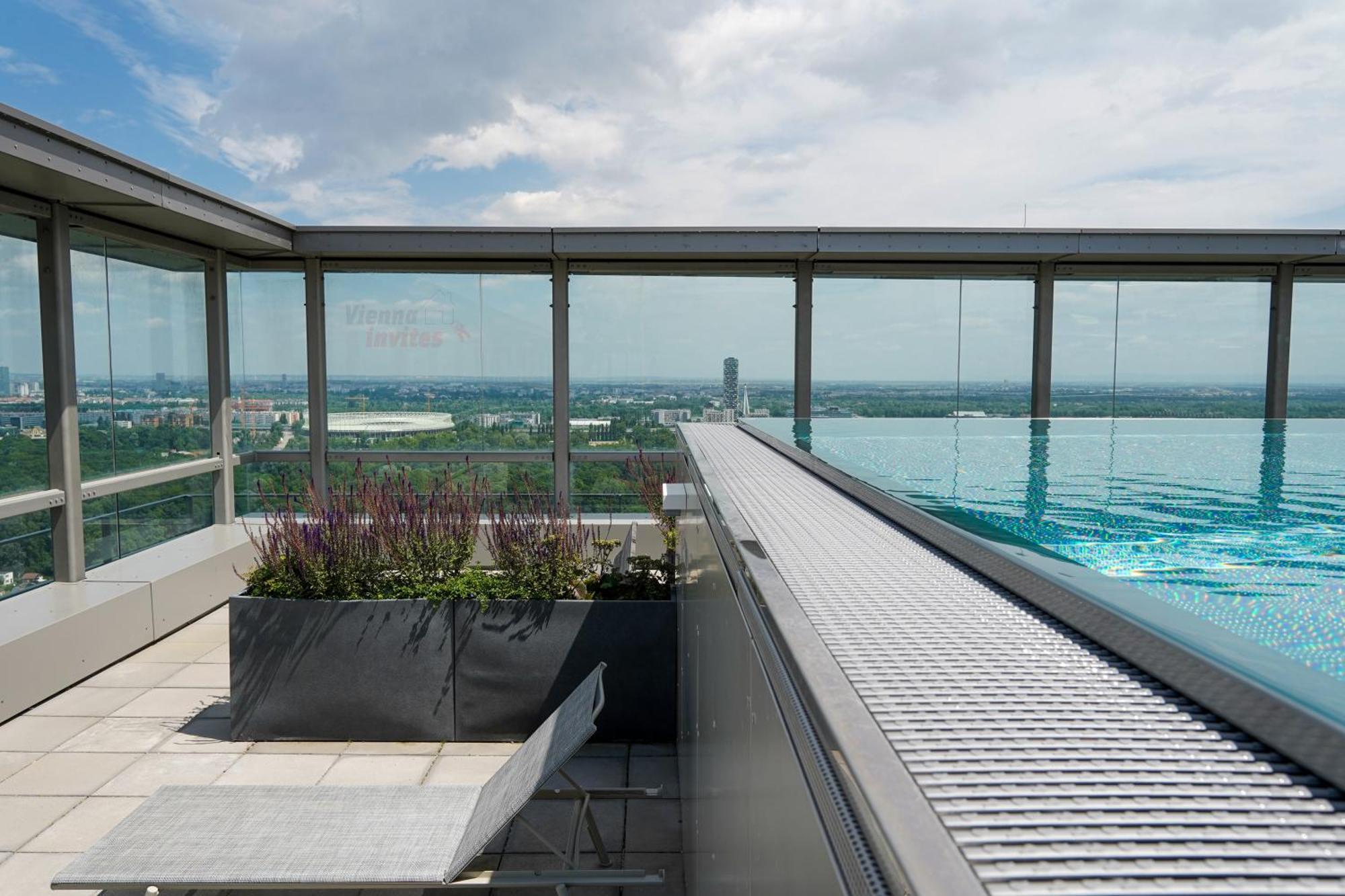 Apartment Amazing View Over And Infinity Pool Vienna