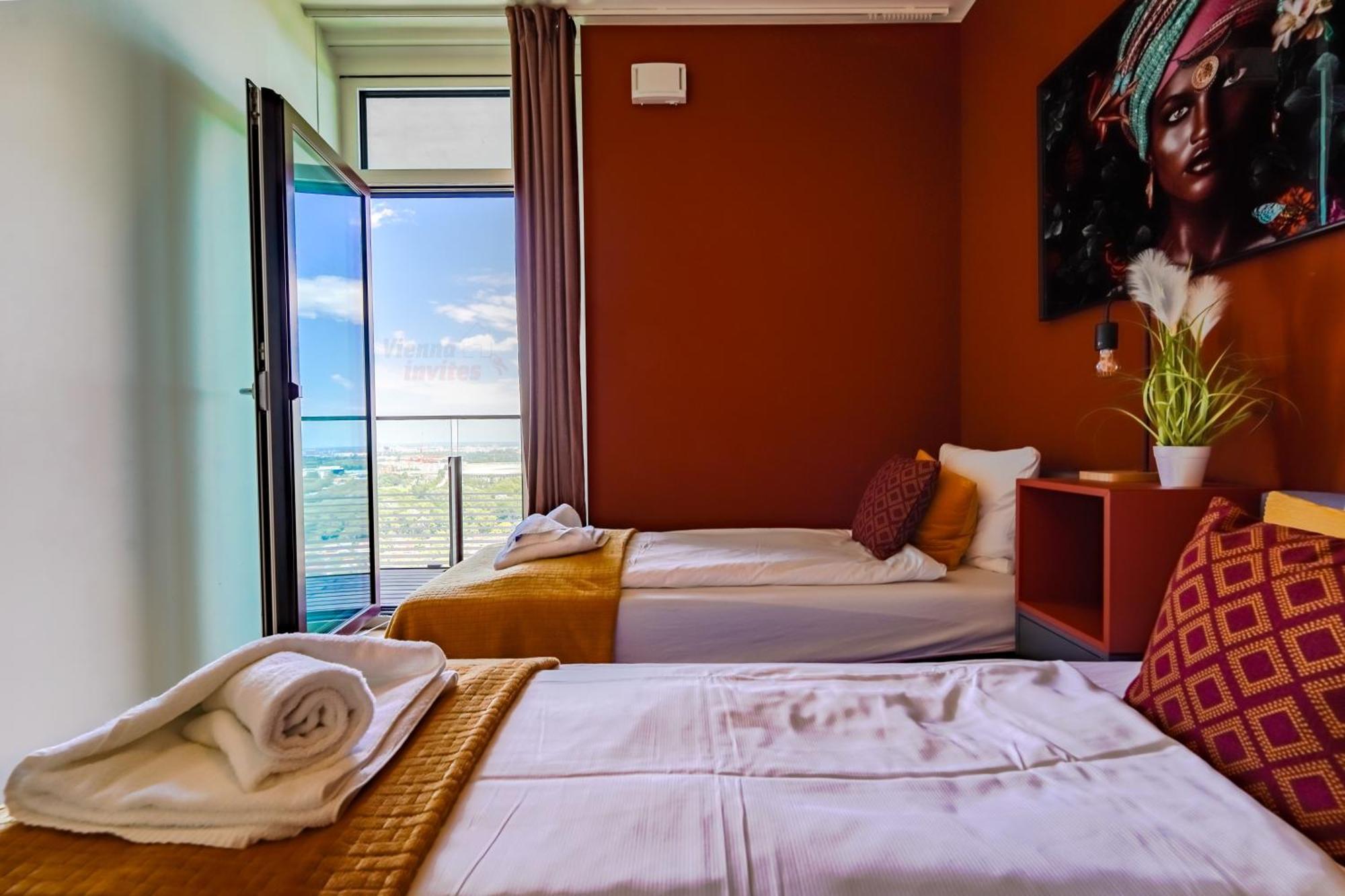 Triiiple 7heaven - Amazing View On Floor With Rooftop Pool Apartment Vienna