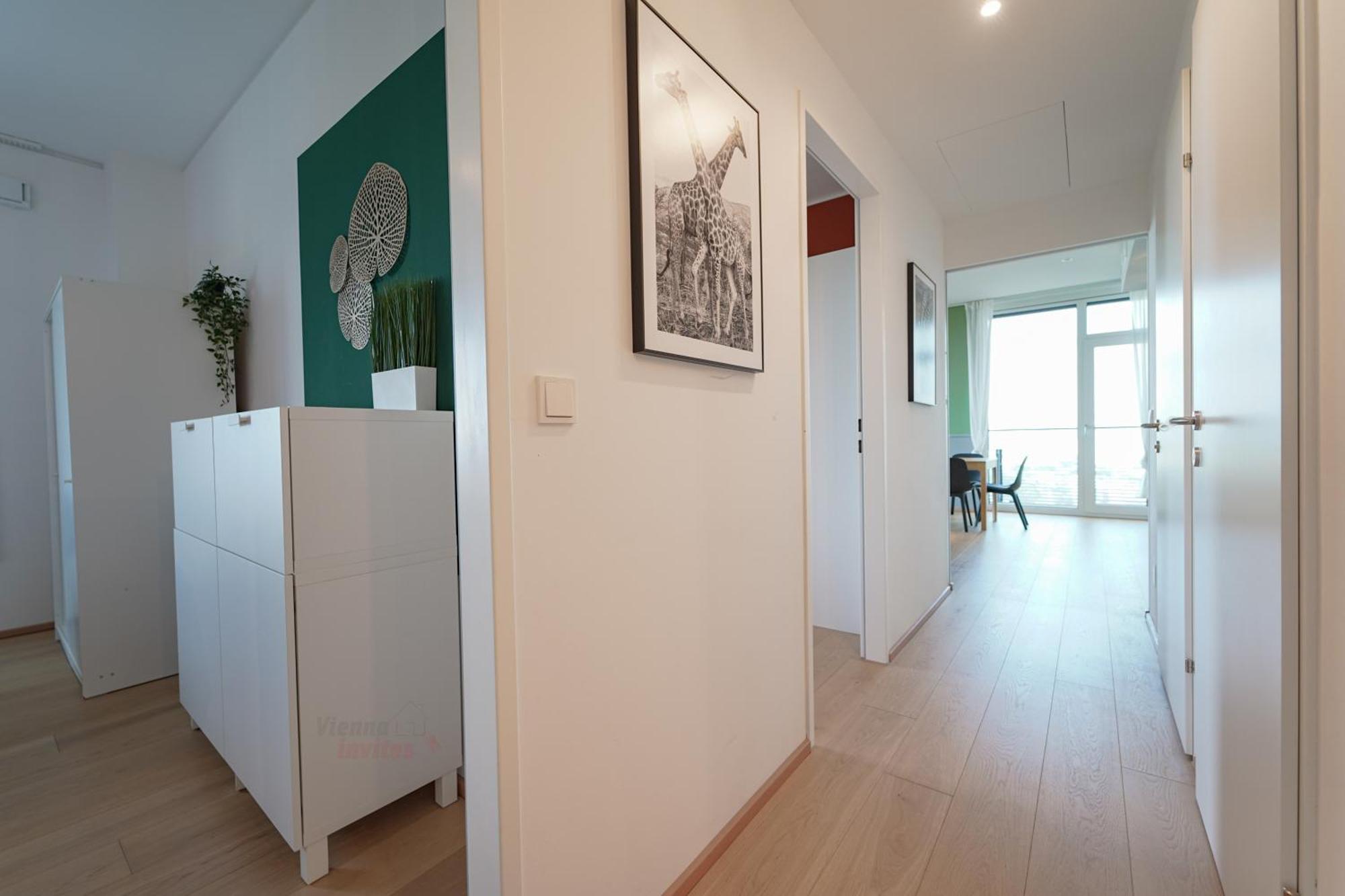 Triiiple 7heaven - Amazing View On Floor With Rooftop Pool * Vienna