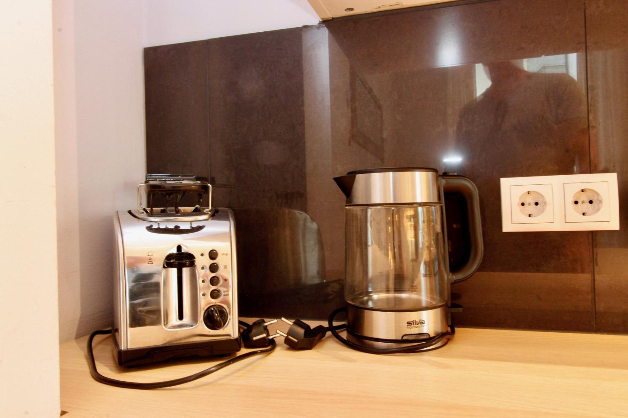 Classy In The Heart Of Apartment *