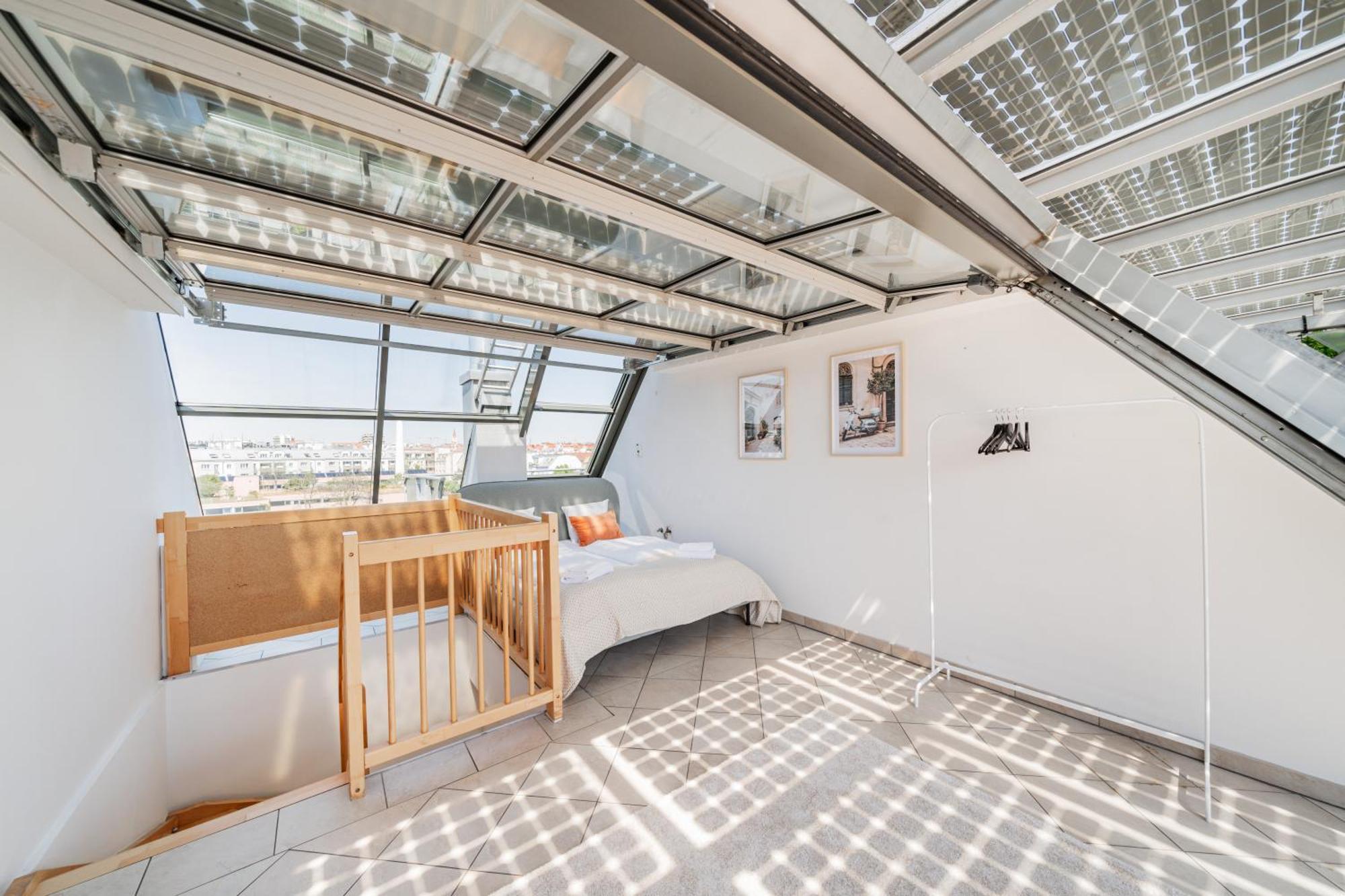 Apartment Next To Schoenbrunn - Free Parking !!! Vienna