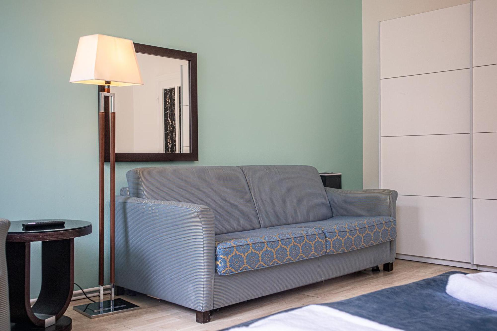 Inviting 2br Shared - Centrally Located