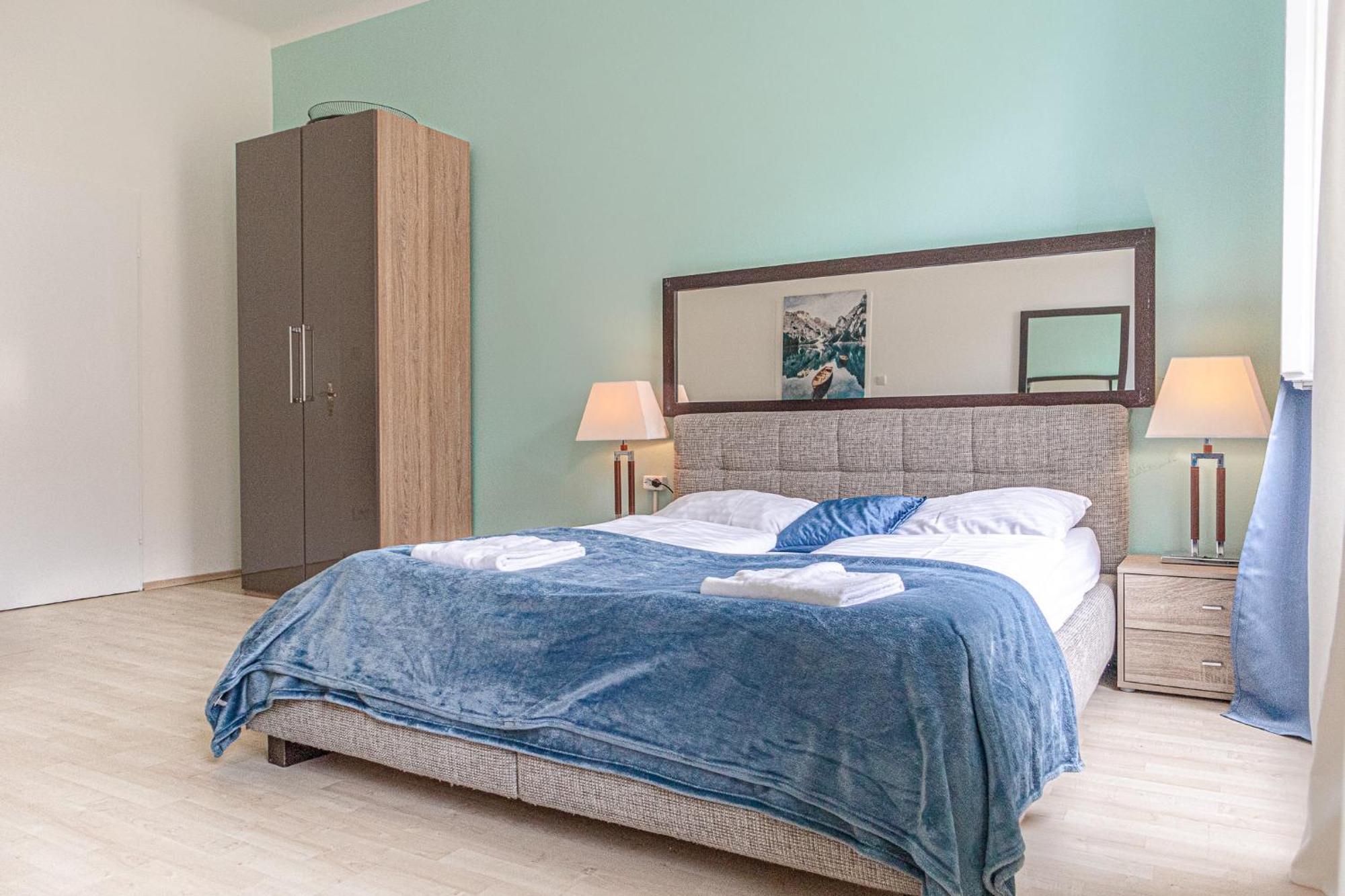 Inviting 2br Shared - Centrally Located