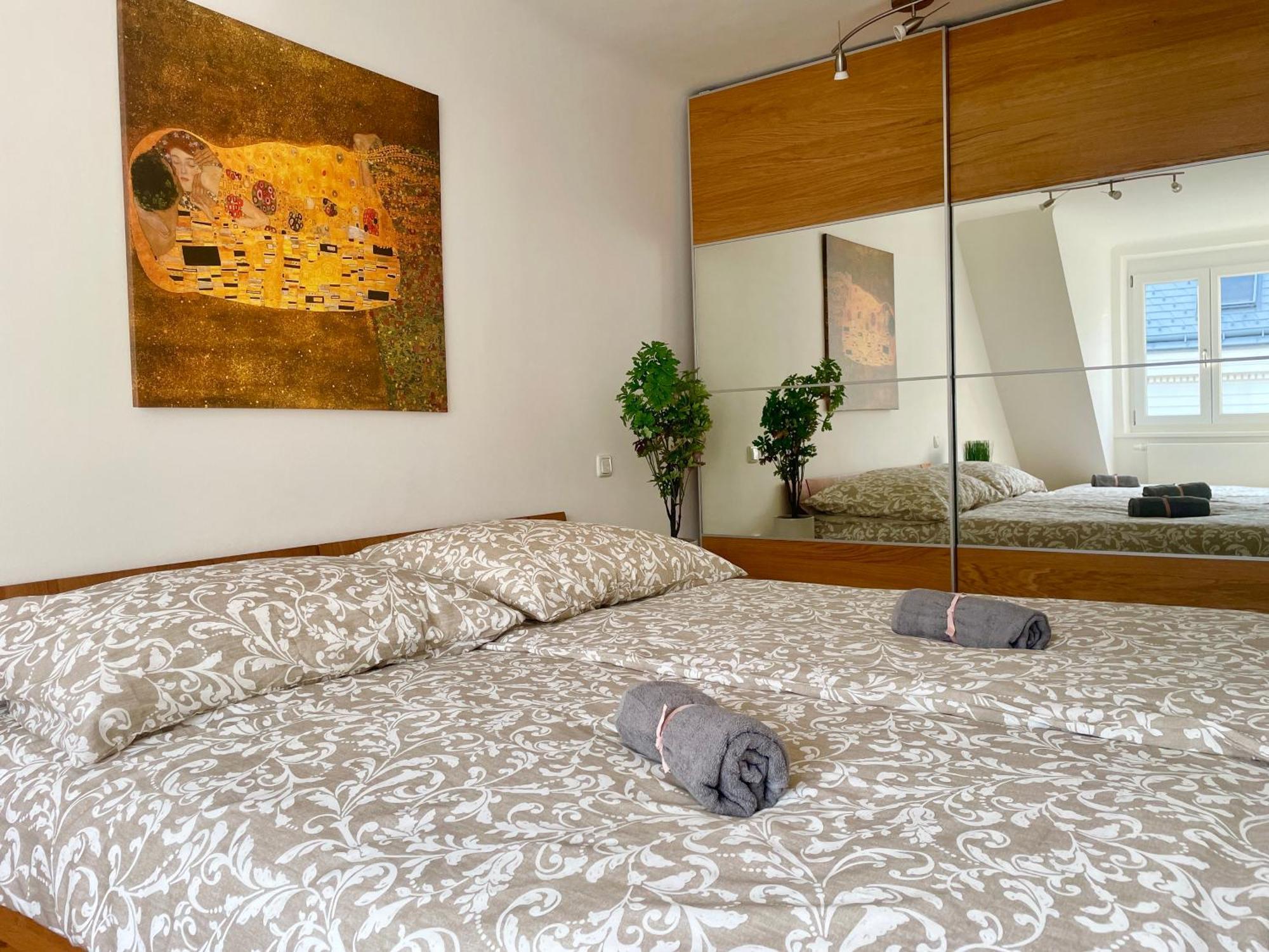 60 M2 Rooftop With Ac Apartment *
