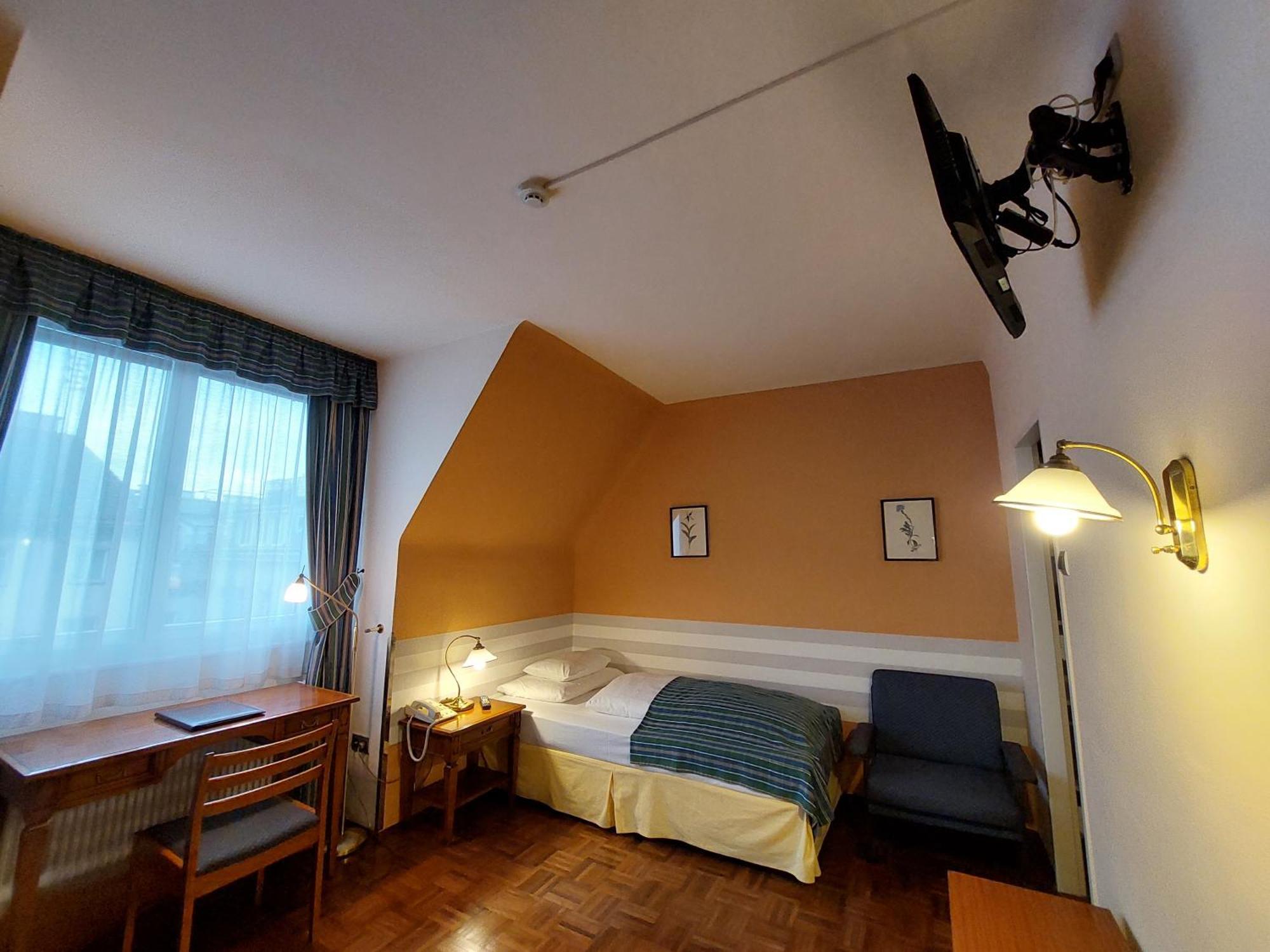 Rothensteiner 4* Vienna