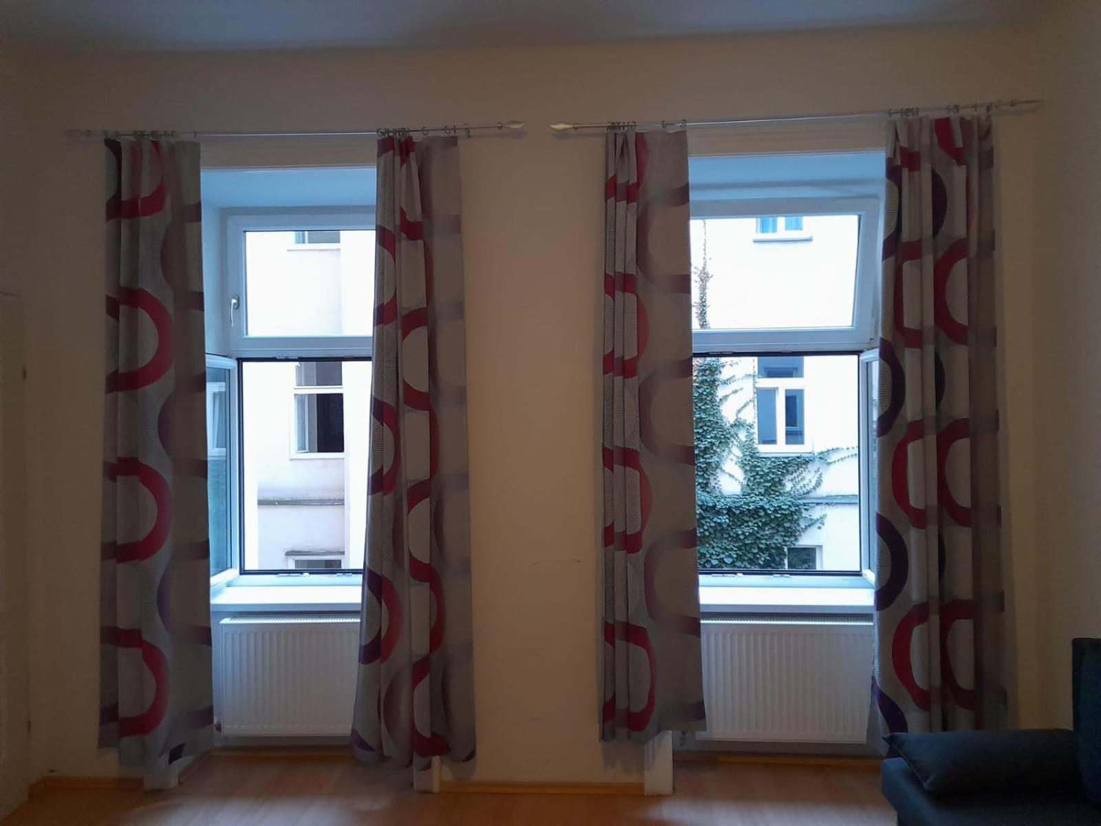 10sam Apartment