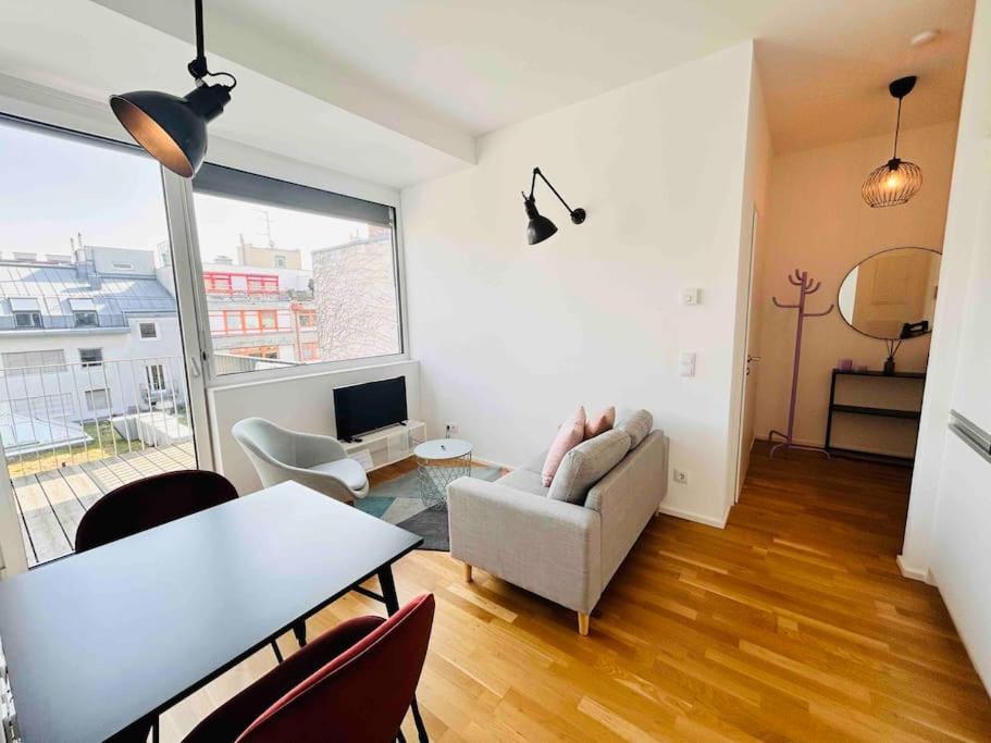 Designer Flat To Feel Good In * Vienna
