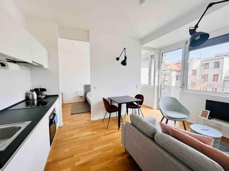 Designer Flat To Feel Good In Vienna