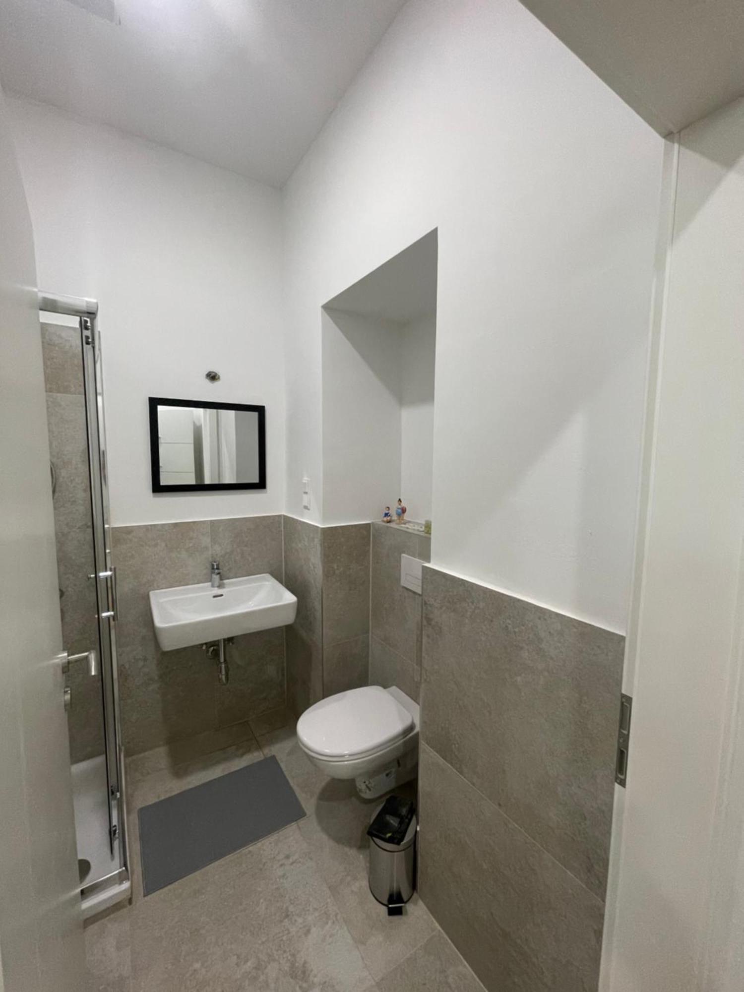 New With Balcony 11 Apartment *