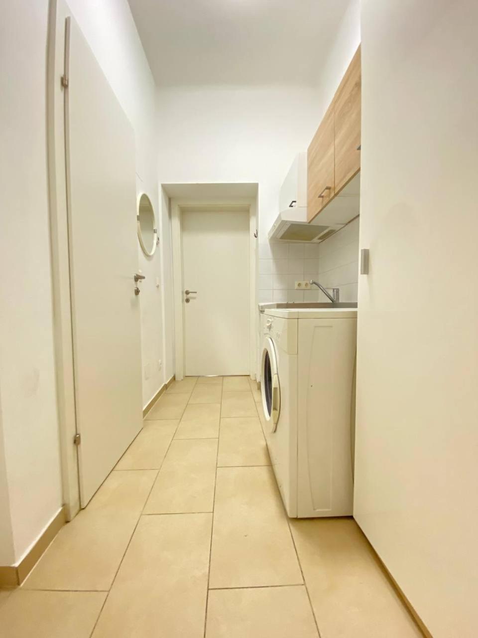 Apartment Deluxe Studio In Josefstaedter Strasse Area Vienna