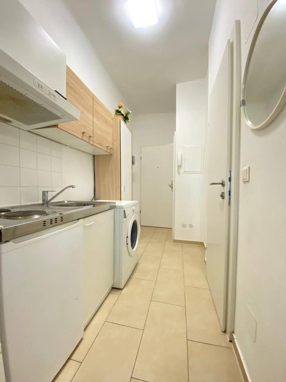 Deluxe Studio In Josefstaedter Strasse Area Apartment Vienna