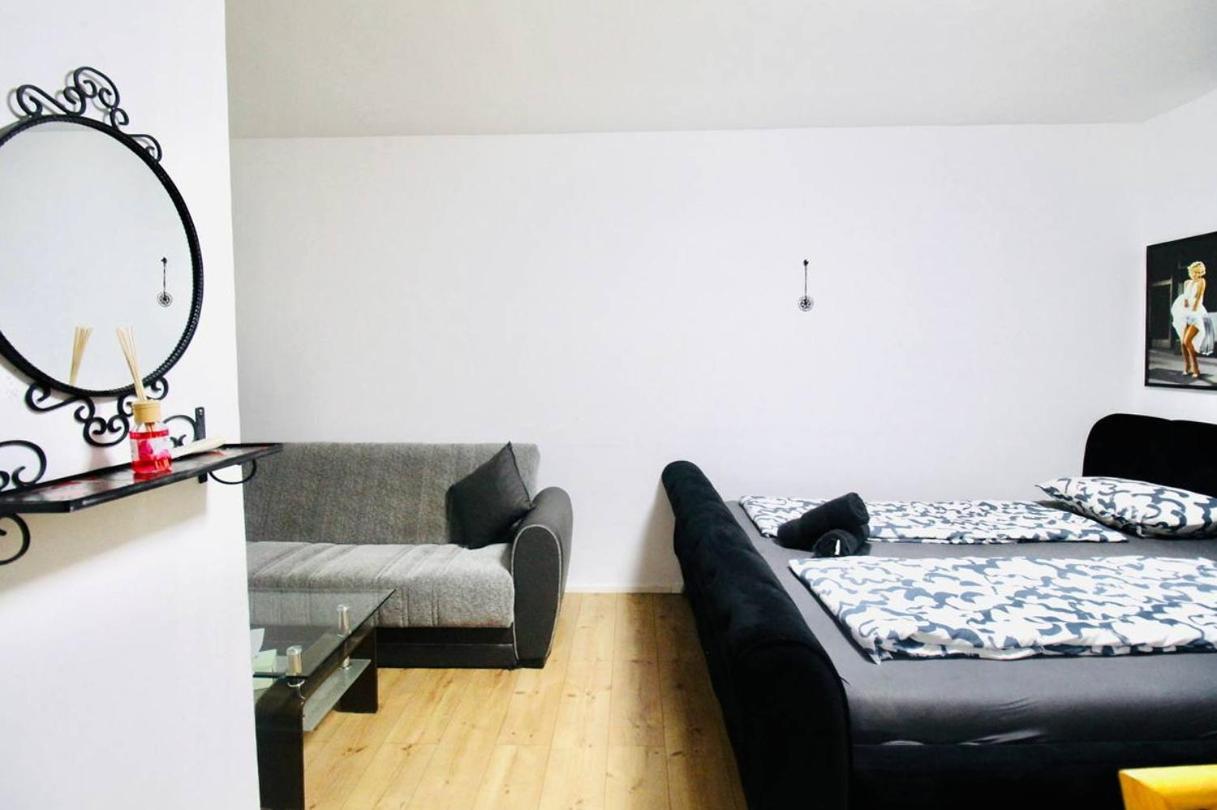 Apartment Modern In Millennium Area *