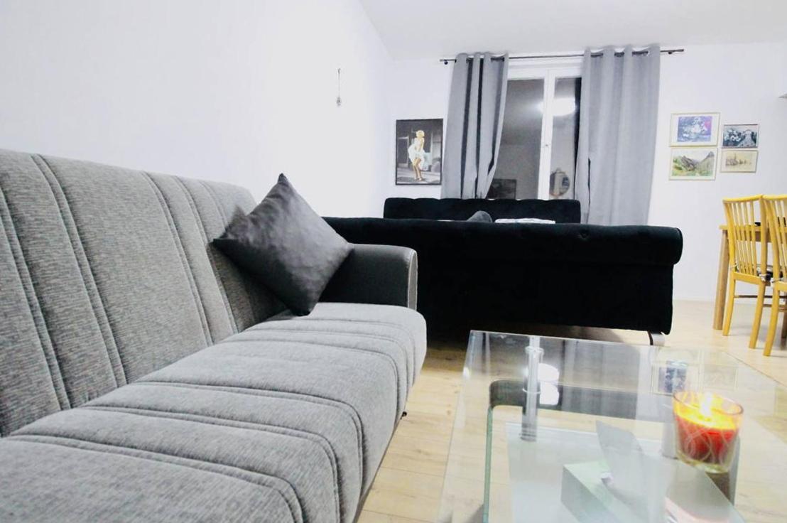 Apartment Modern In Millennium Area *