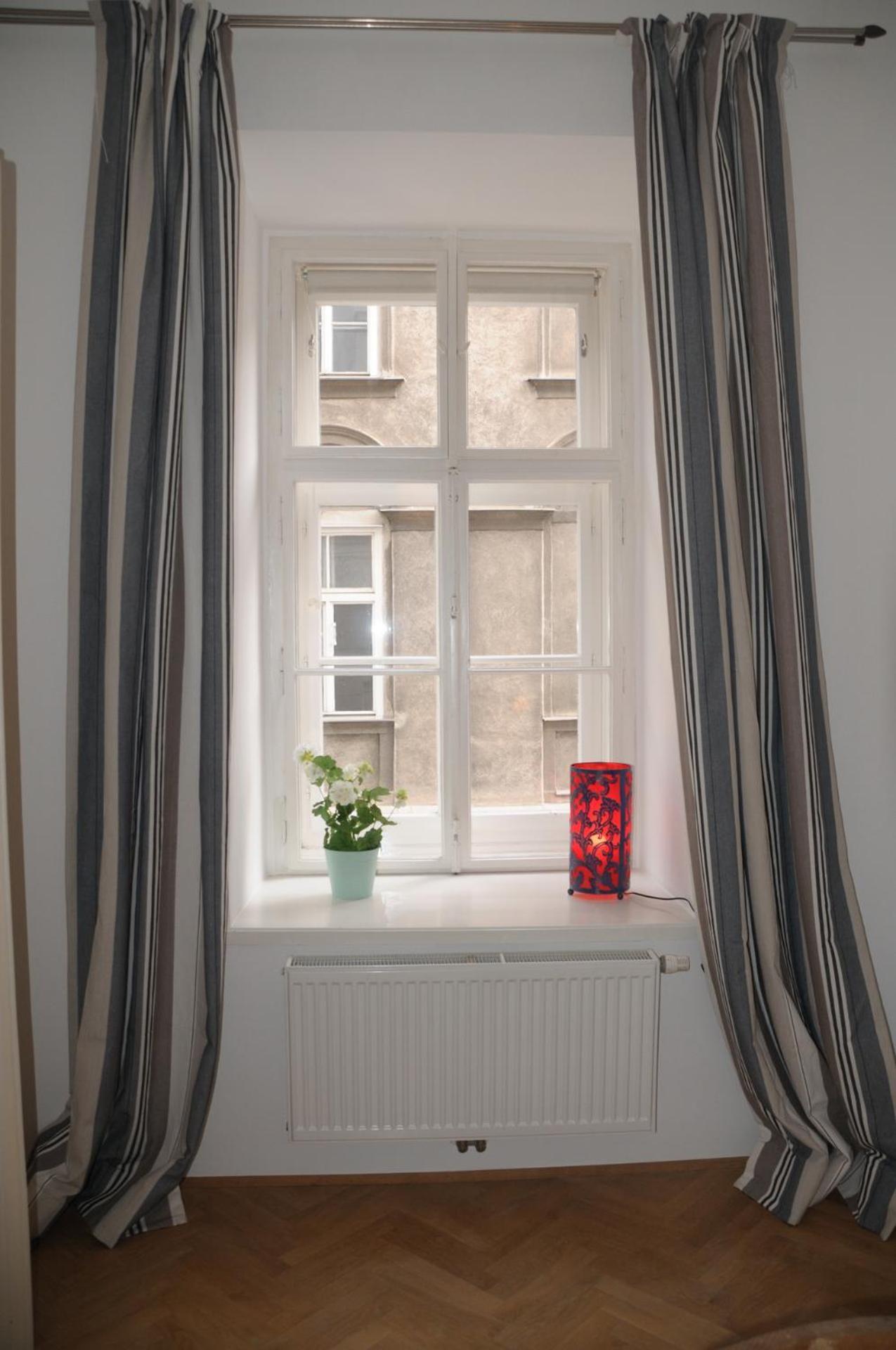 Beautiful Flat Top-17 * Wien