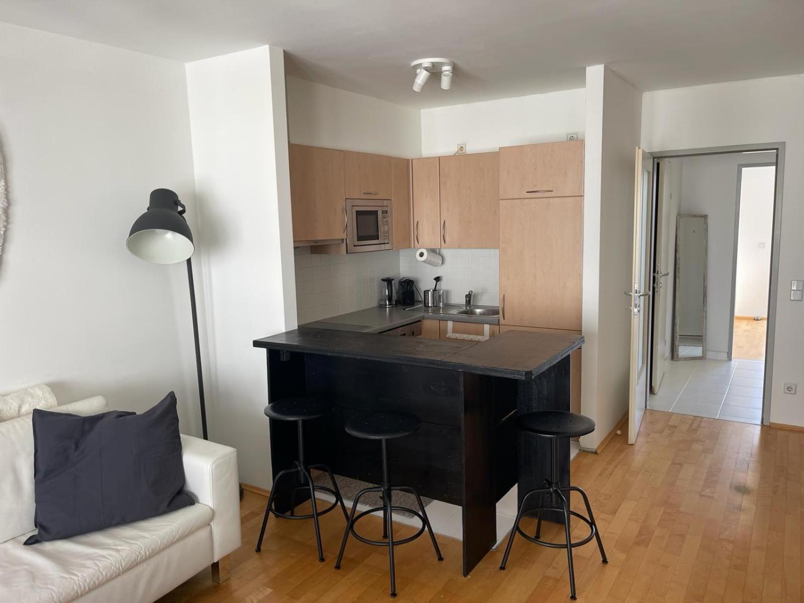 Apartment Traumwohnung Mit Balkon Im 17