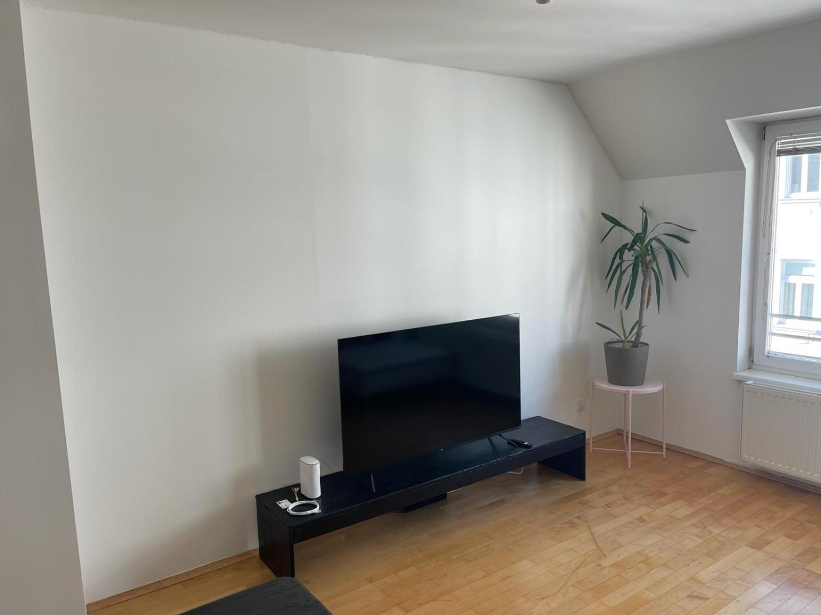 Apartment Traumwohnung Mit Balkon Im 17