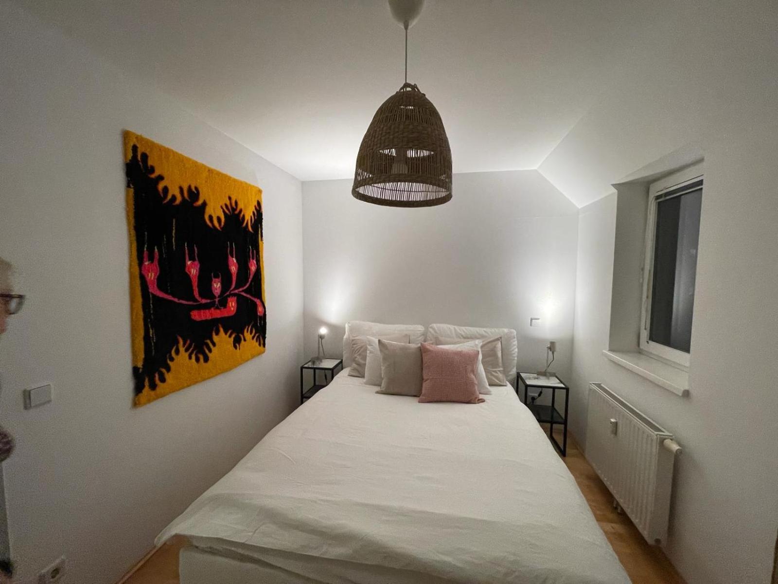 Traumwohnung Mit Balkon Im 17 * Vienna