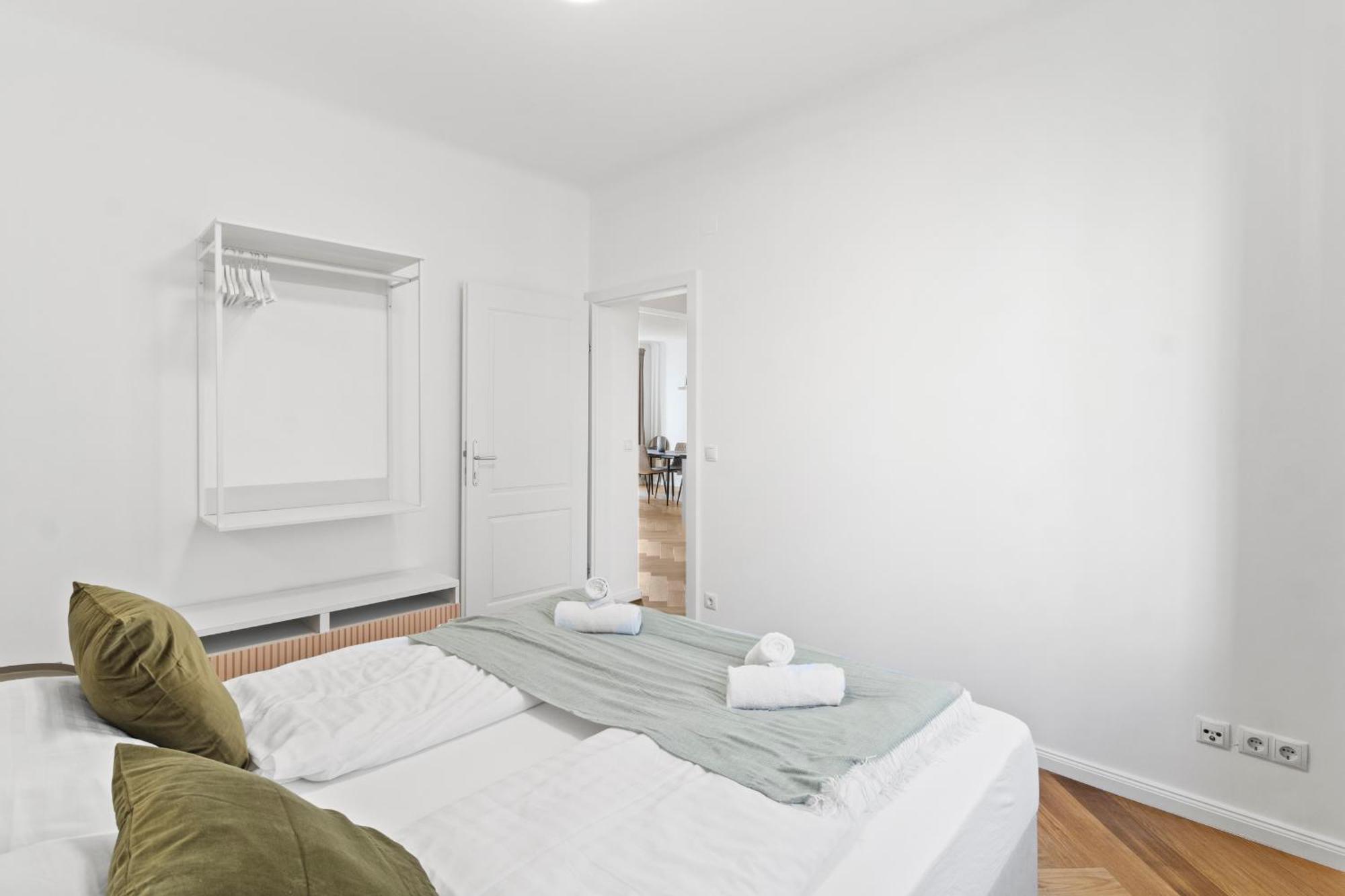 Feelhome-balkon-zentrum-6 Gaeste-wifi-smart Tv * Vienna