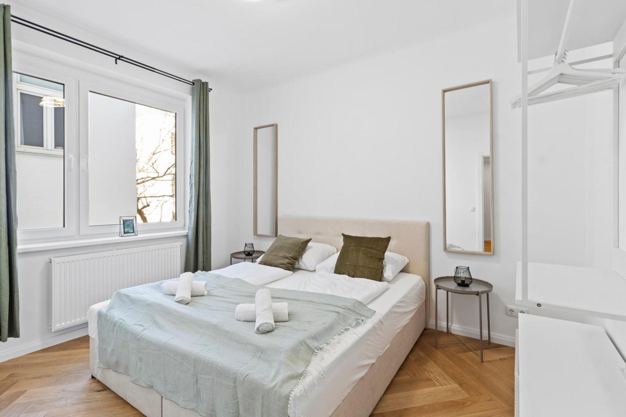 Apartment Feelhome-balkon-zentrum-6 Gaeste-wifi-smart Tv