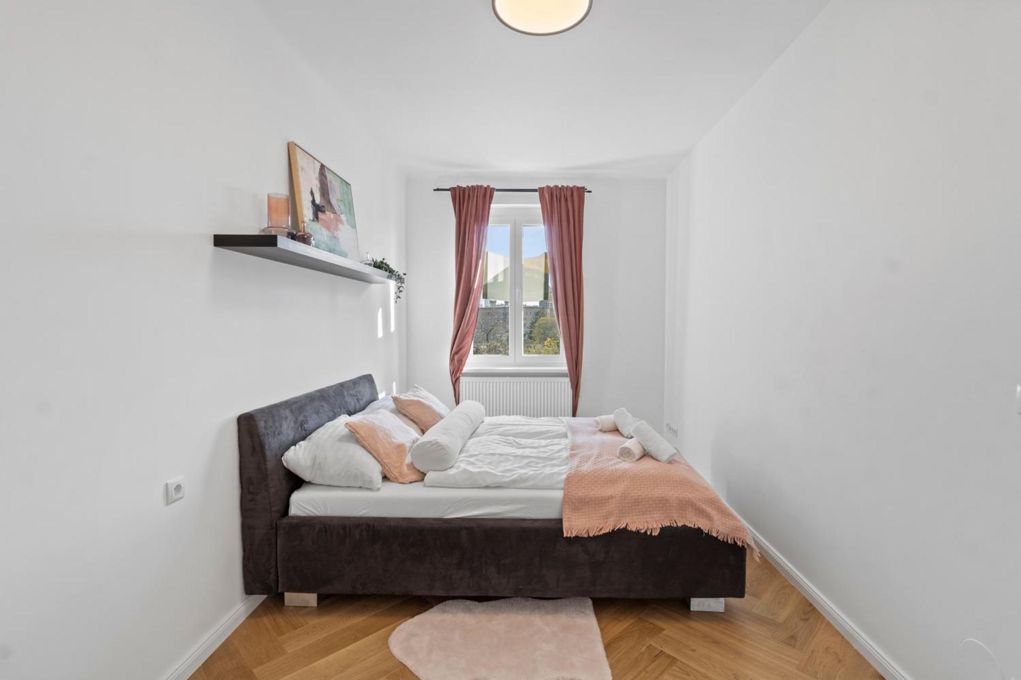 Feelhome-balkon-zentrum-6 Gaeste-wifi-smart Tv * Vienna