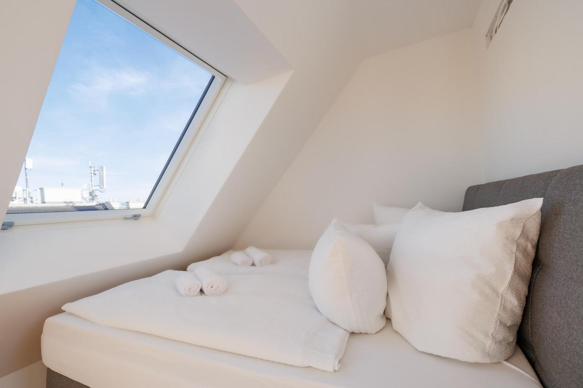 Apartment Symphony 40 - Modern Loft With Terrace And Grill In Location