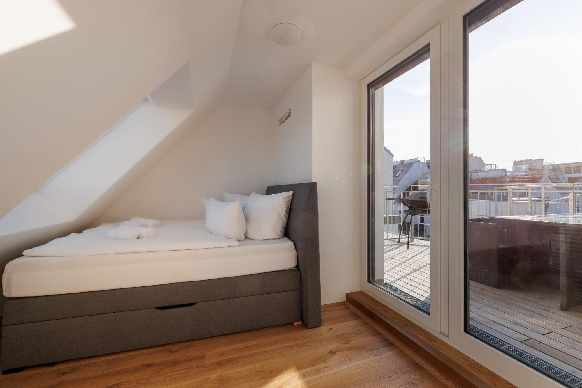 Apartment Symphony 40 - Modern Loft With Terrace And Grill In Location Vienna