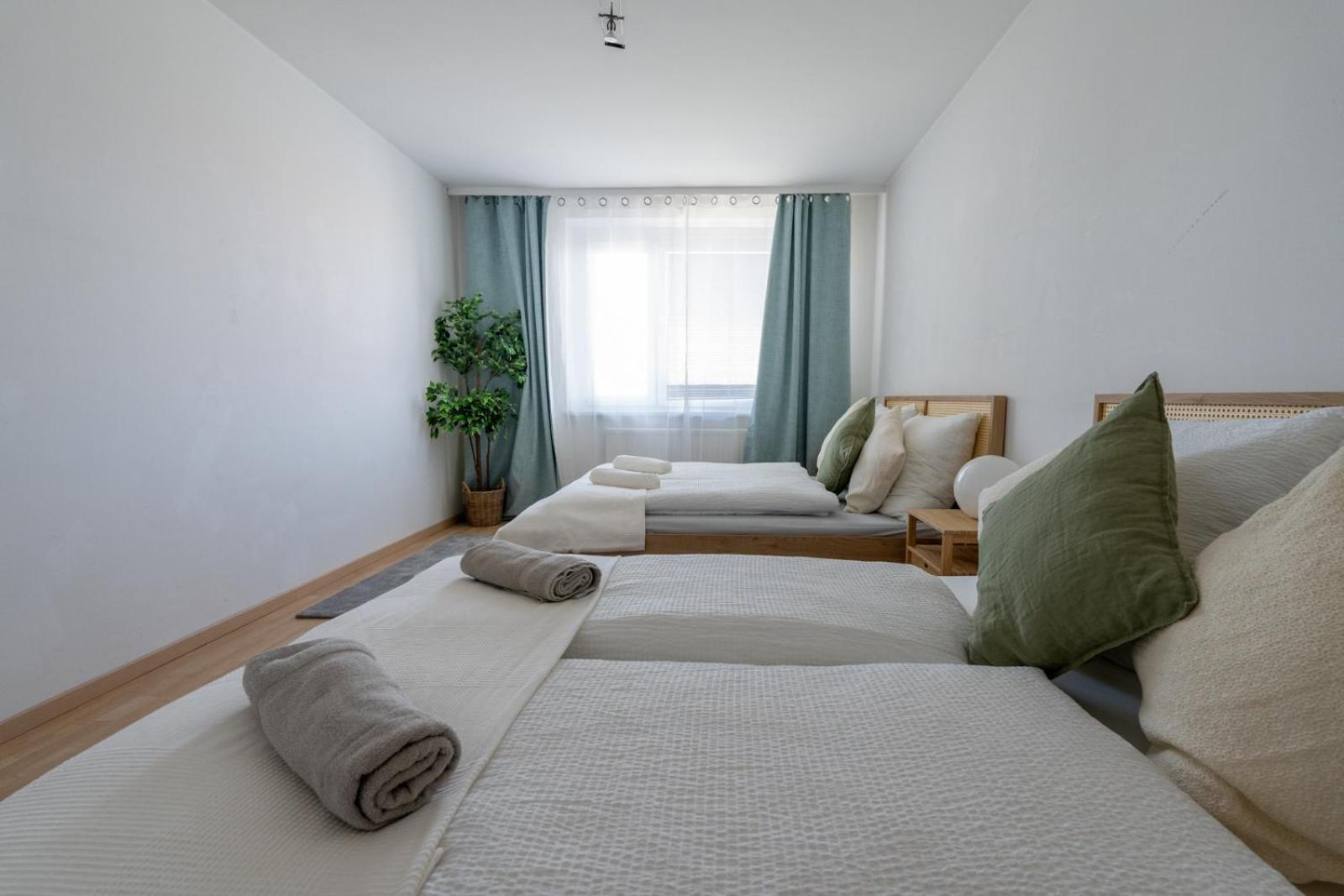 Apartment Two Bedrooms - 85 Squaremeters - 4 Min To U6 Dresdner Str Wien