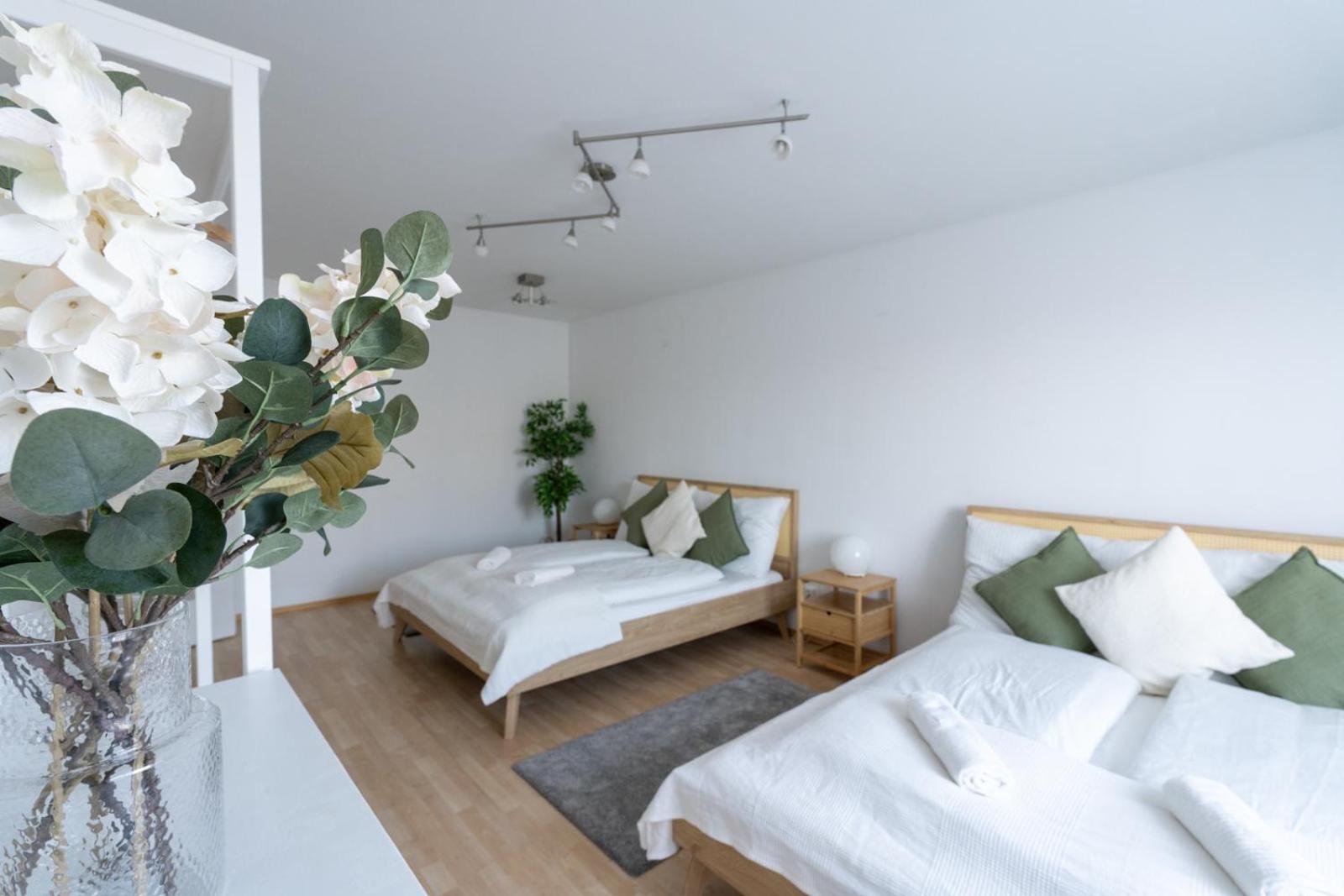 Apartment Two Bedrooms - 85 Squaremeters - 4 Min To U6 Dresdner Str Wien