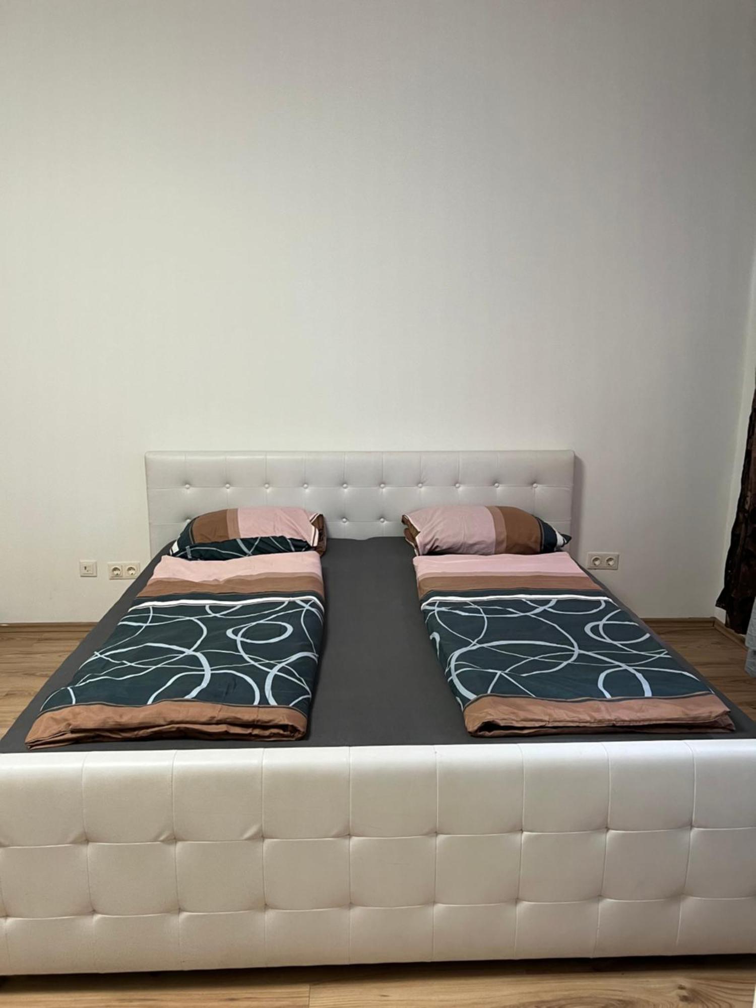 4a Simmeriner Hauptstrasse Apartamento Viena