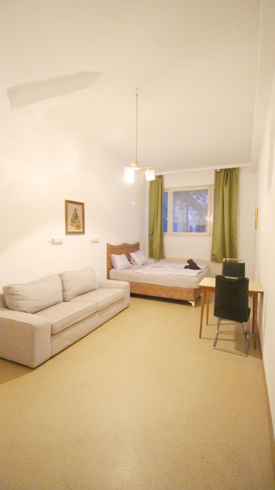 Aparthotel Triple In Hutteldorfer Strasse Area