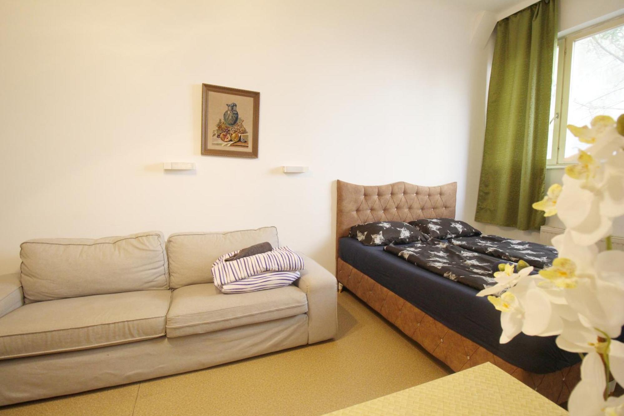 Triple In Hutteldorfer Strasse Area Aparthotel Vienna