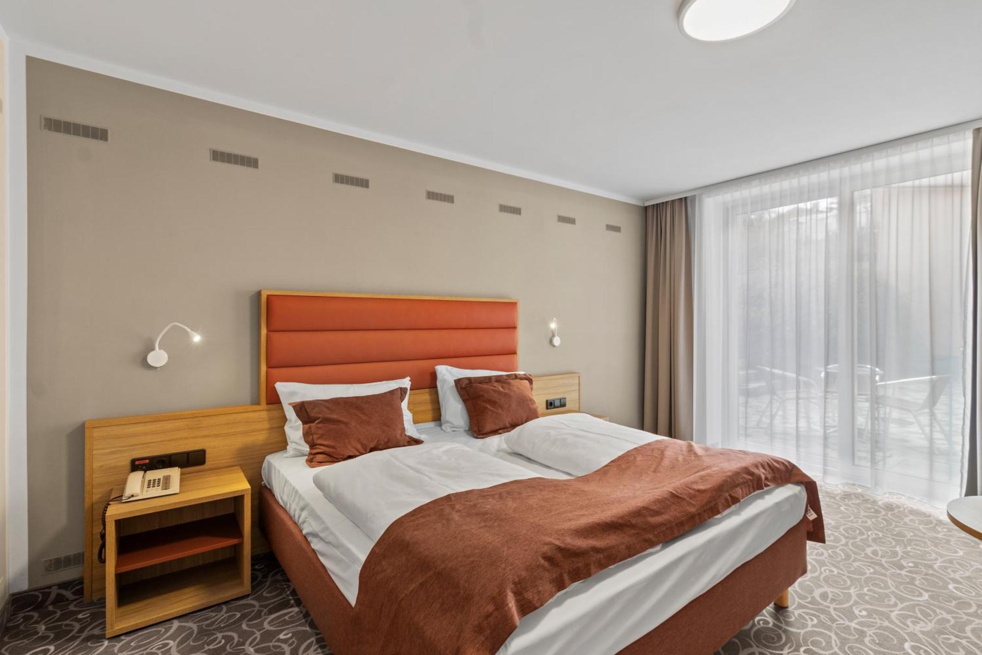 Schild Hotel 4*