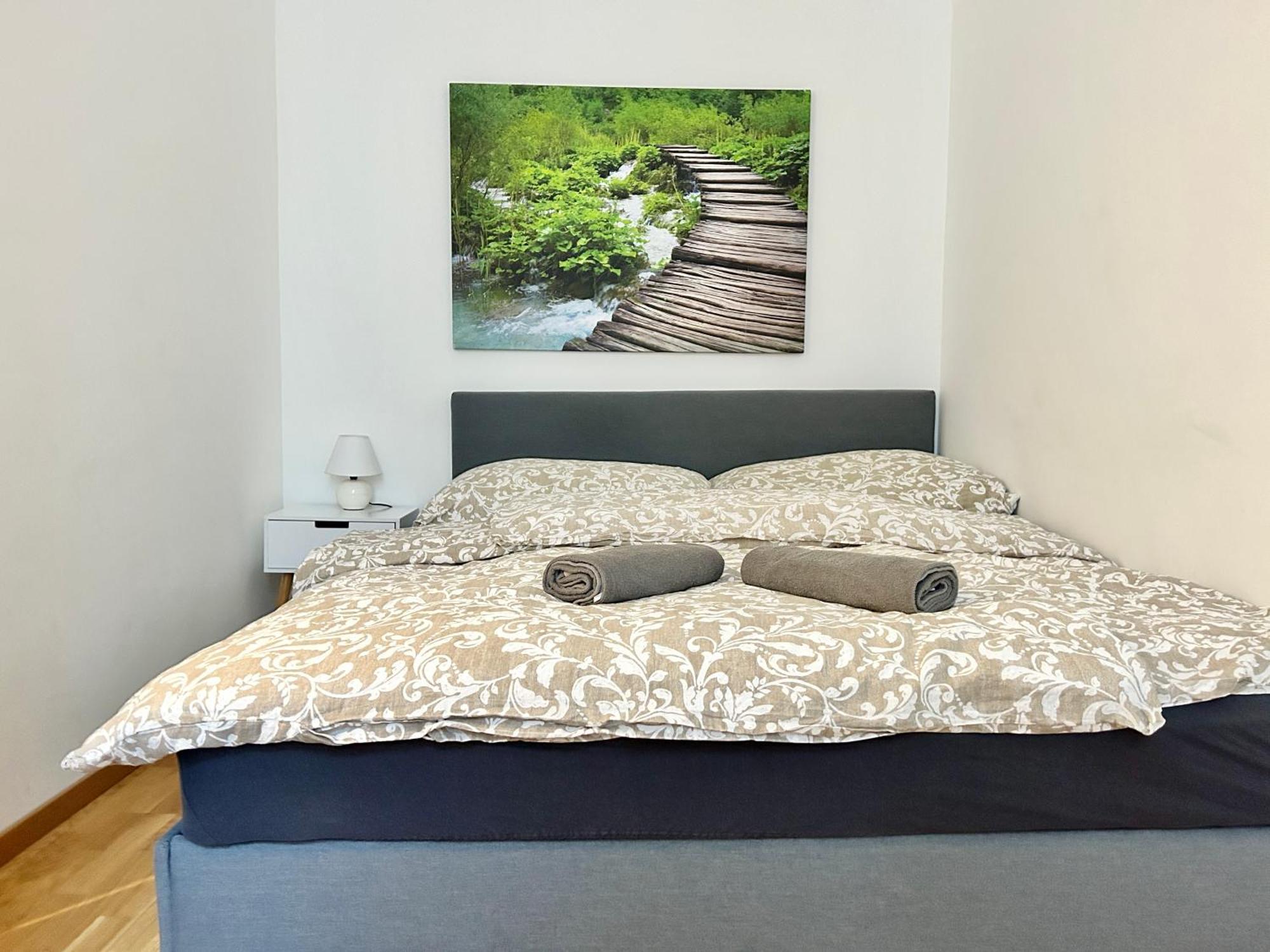 Apartment Sunny With Free Parking - 15 Min To Center *
