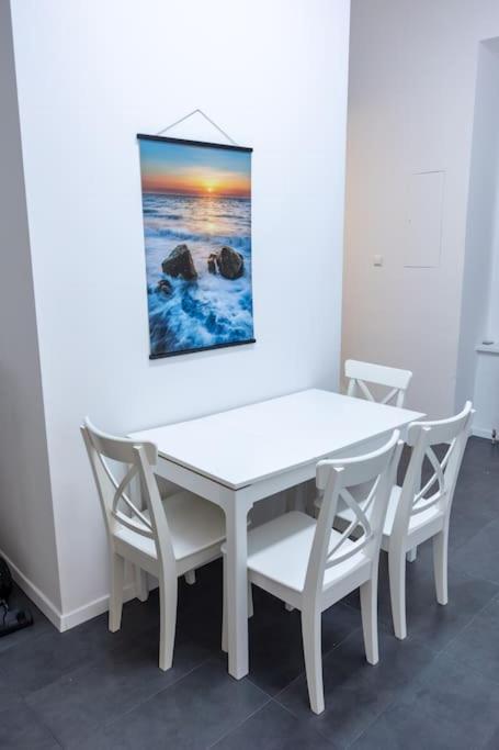 Second District Charming Flat * Vienna