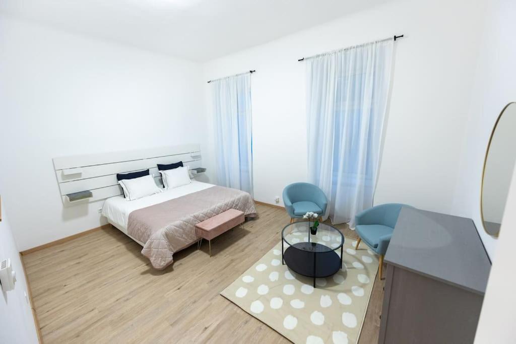 Second District Charming Flat *