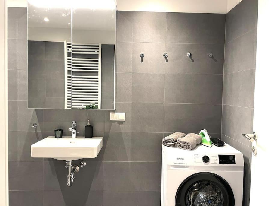 Modern Rooftop With Free Parking Apartamento *