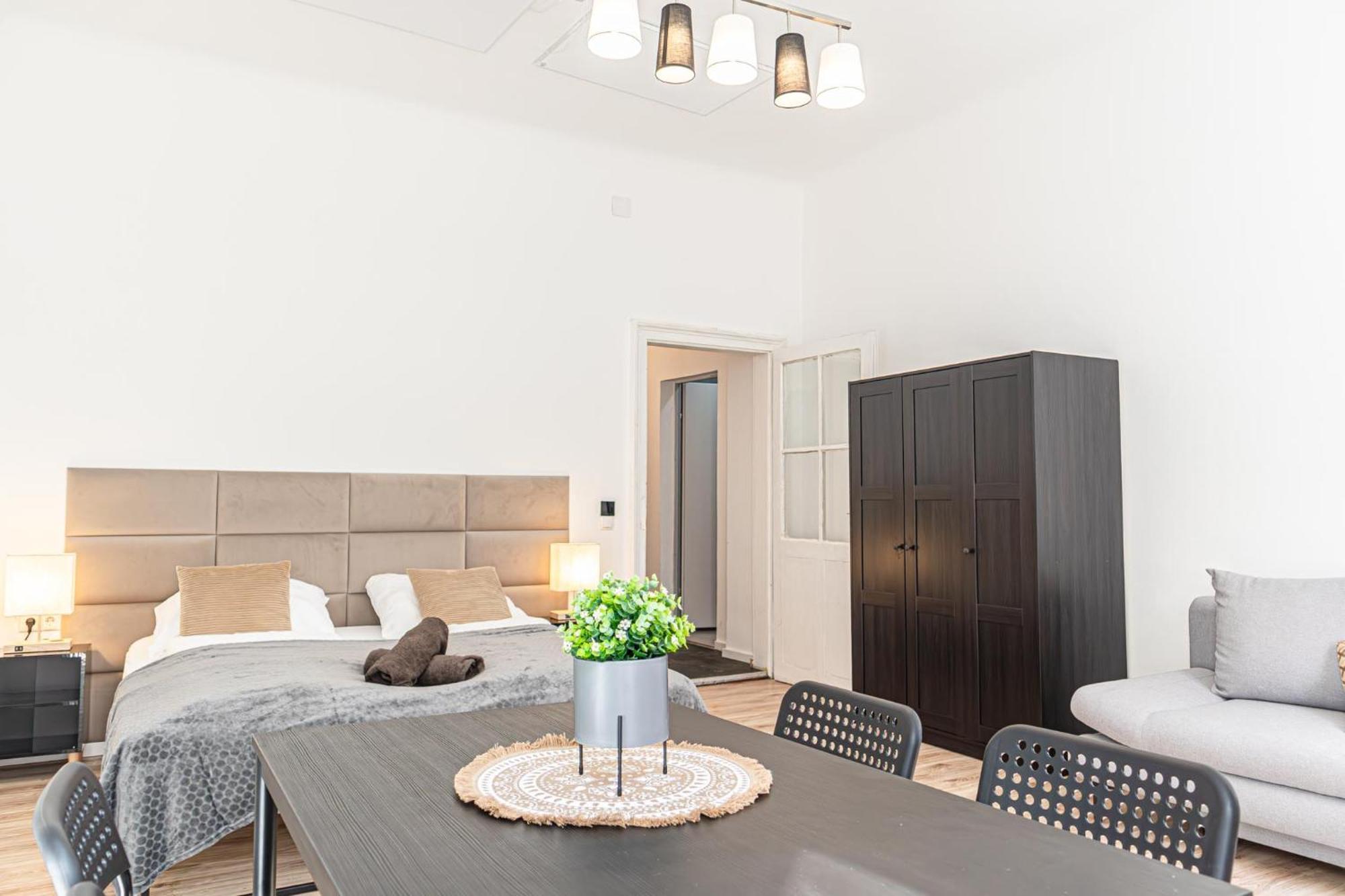 Past Meets Present - 1br Near Westbahnhof Vienna