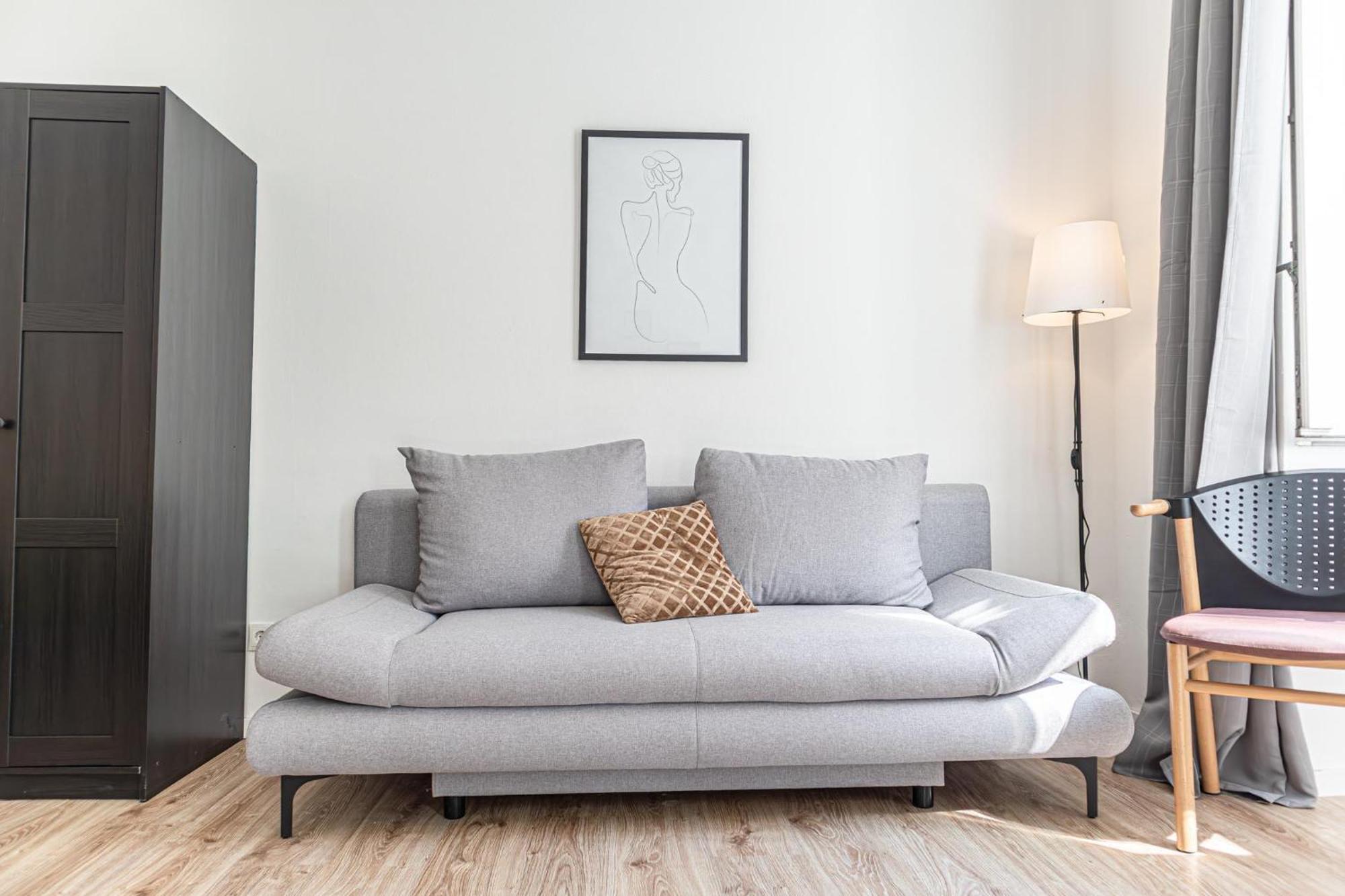 Past Meets Present - 1br Near Westbahnhof Apartment *