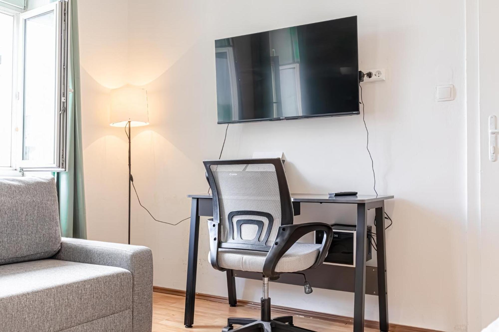 Lovely 1br U3 Proximity & Danube Canal, 3rd District