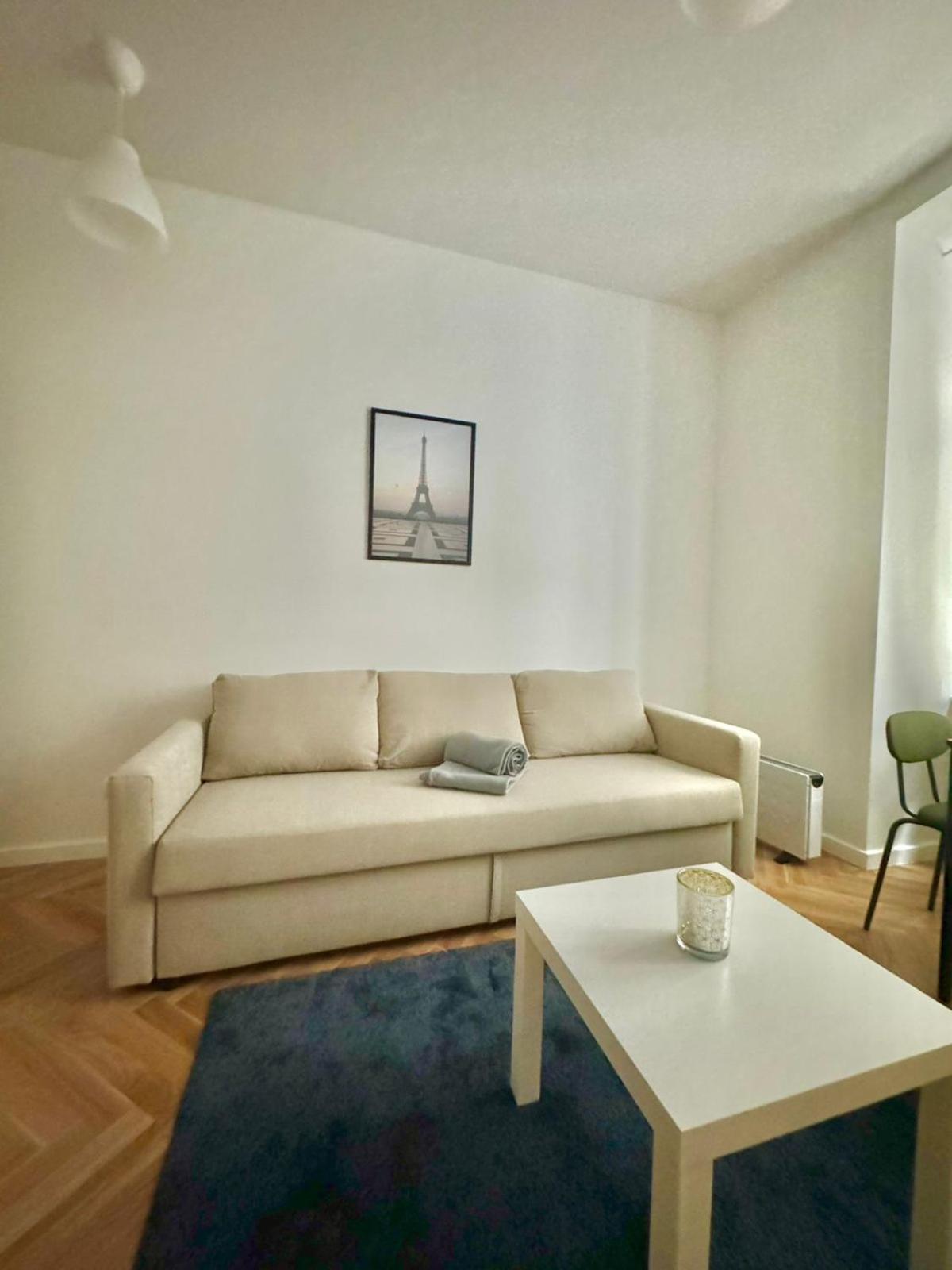 Ar Living & Viena